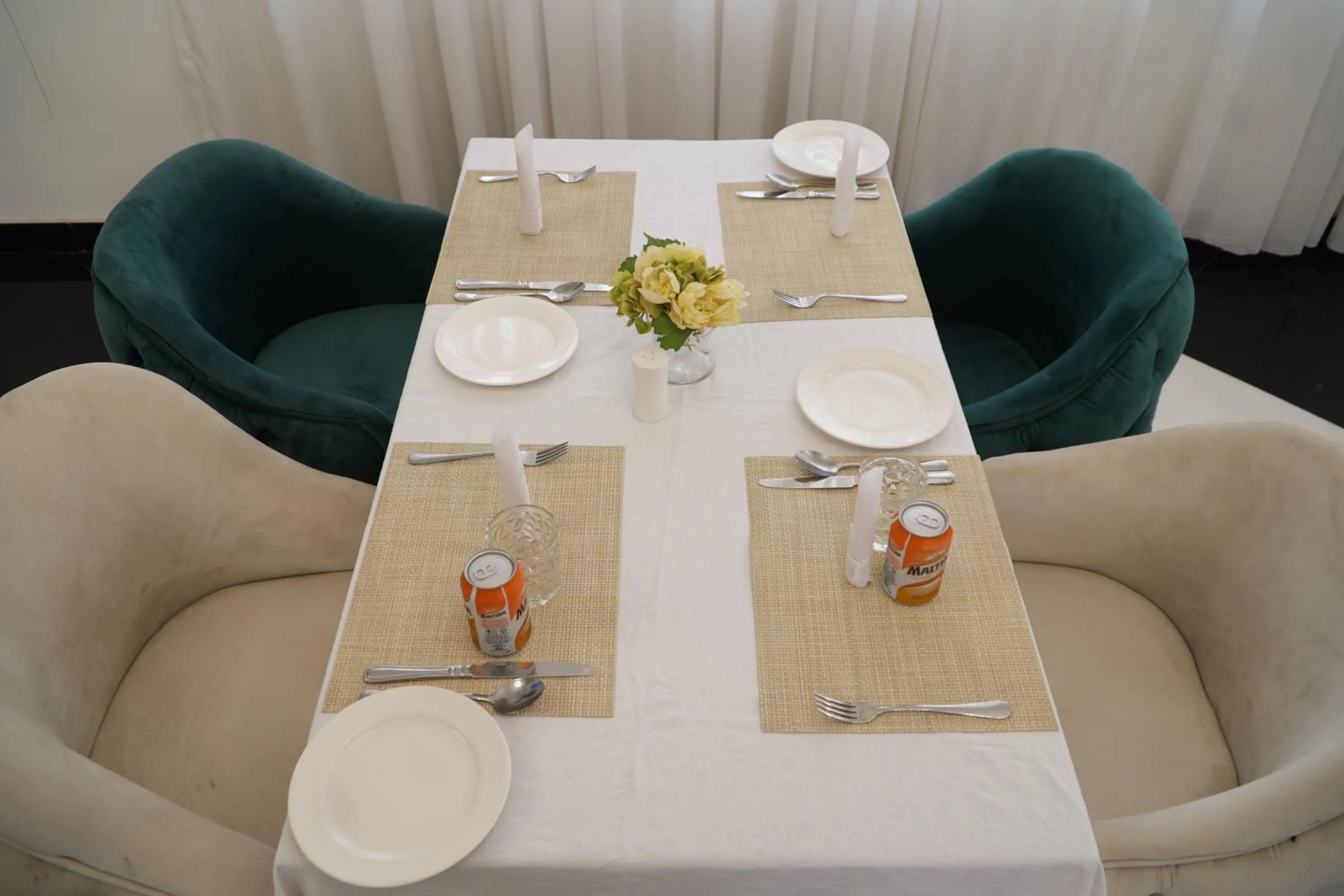 Restaurant/places to eat in Amor Hotels Abuja