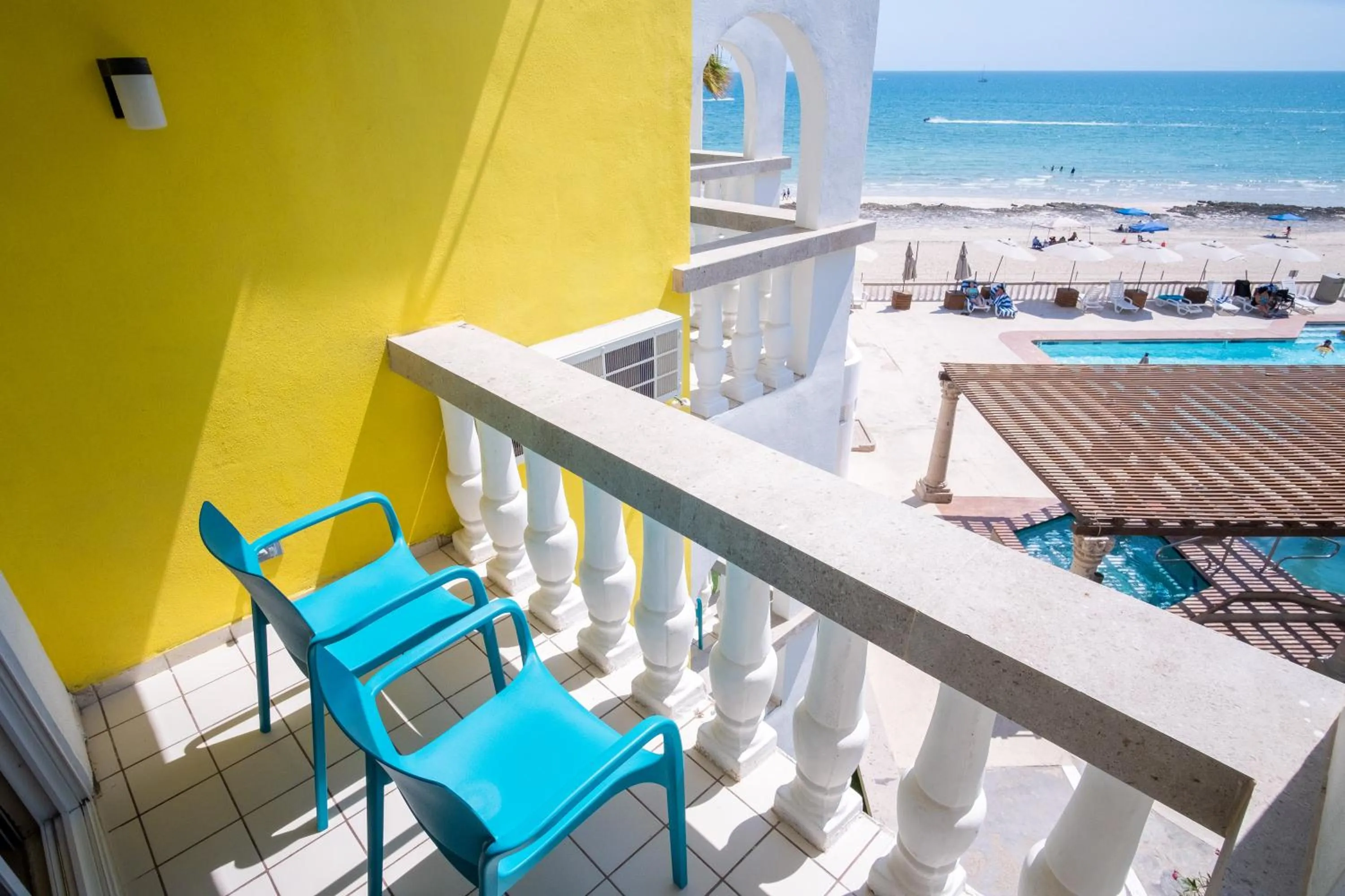 Balcony/Terrace in Hotel Playa Bonita Resort