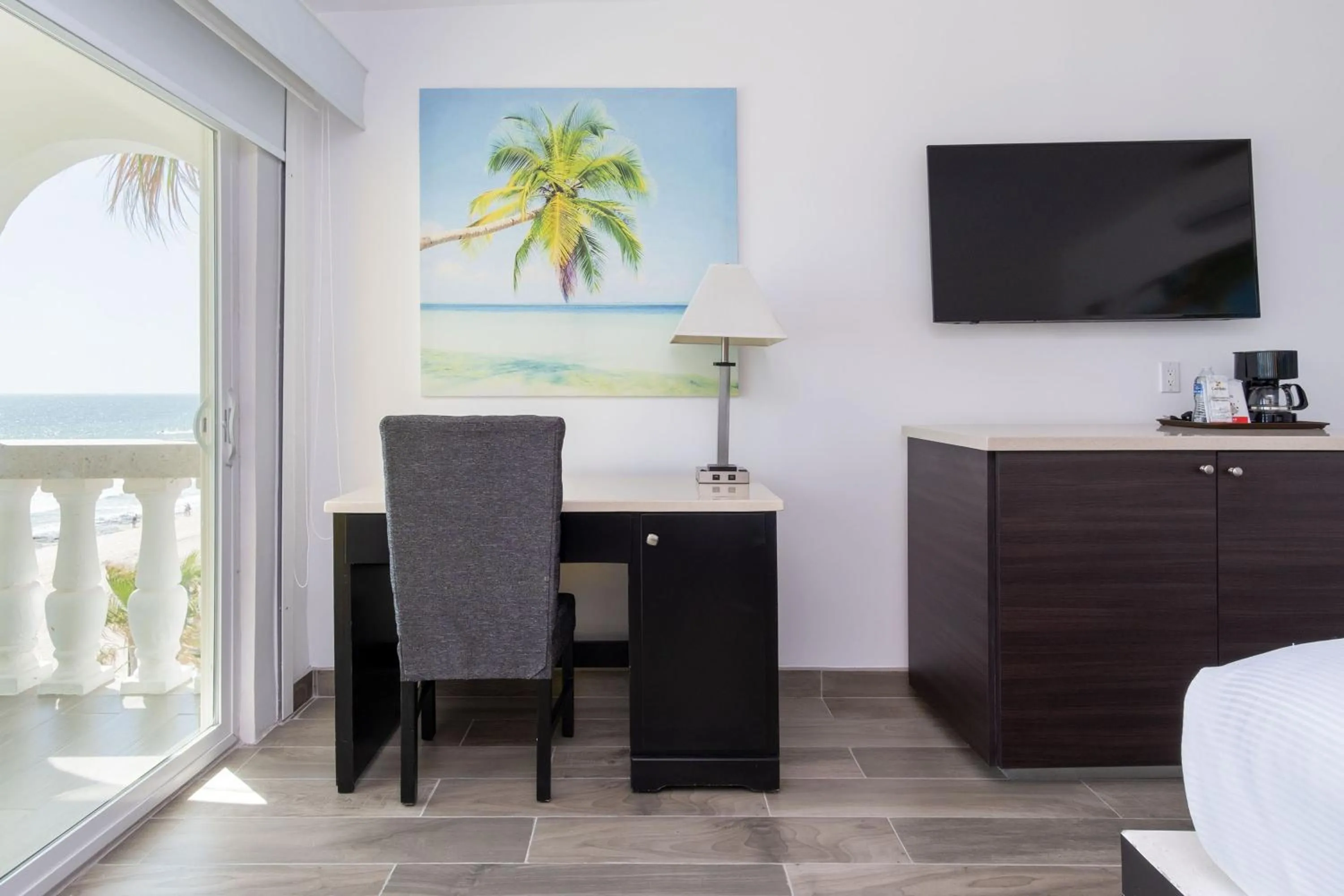 Living room in Hotel Playa Bonita Resort