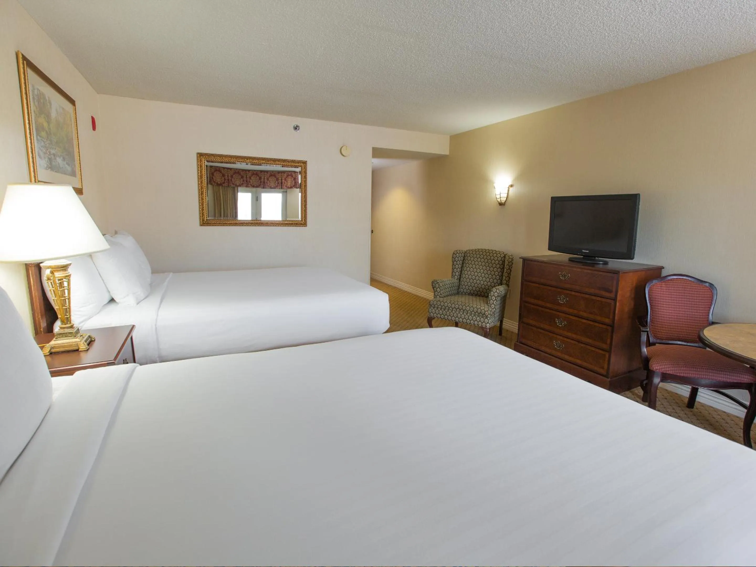 Photo of the whole room, Bed in Music Road Resort Hotel and Inn