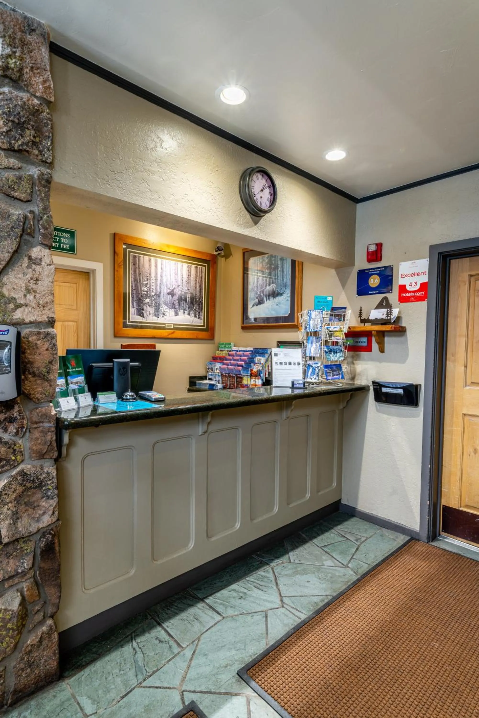 Staff in Pokolodi Lodge