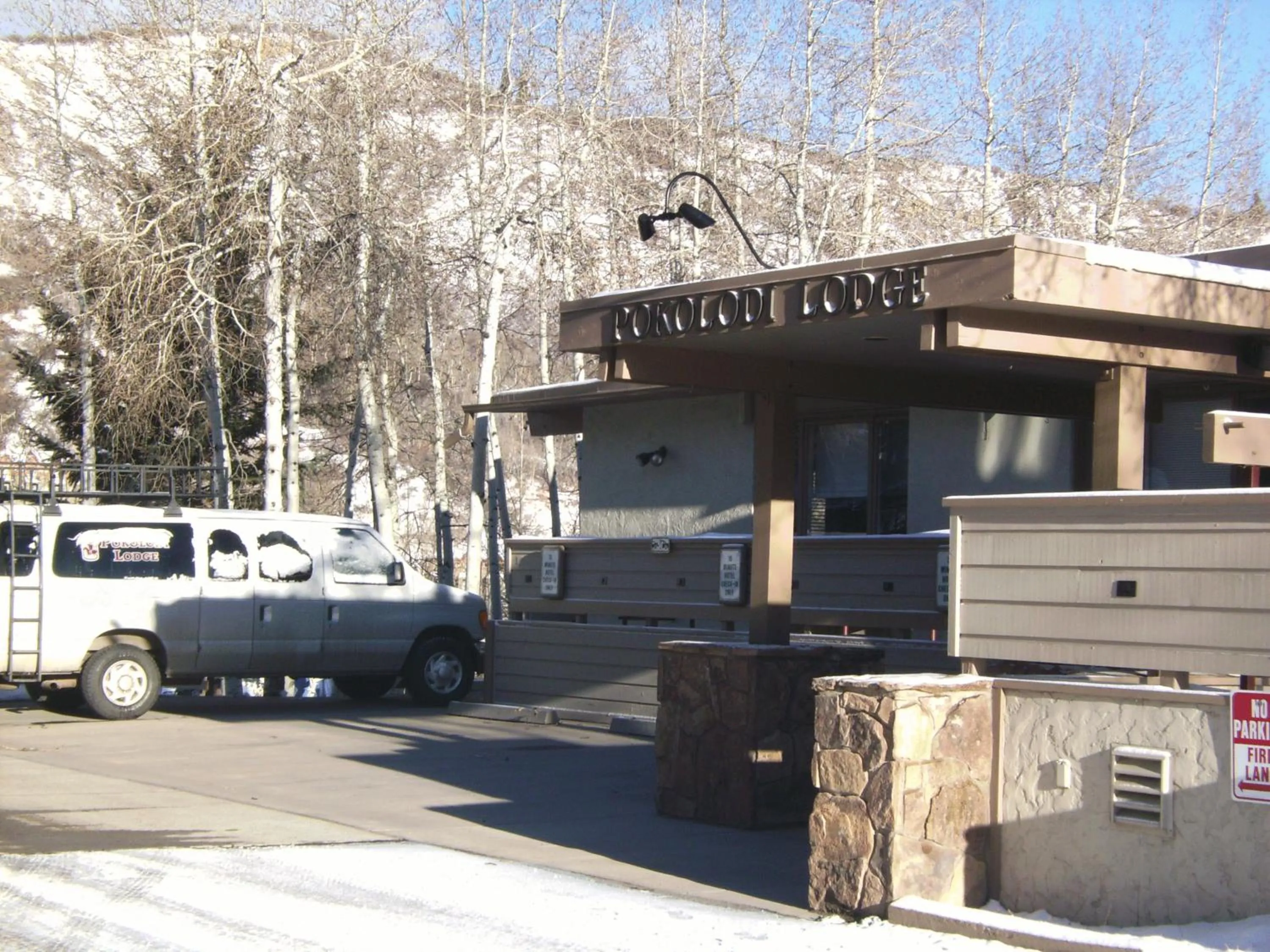 Property building in Pokolodi Lodge