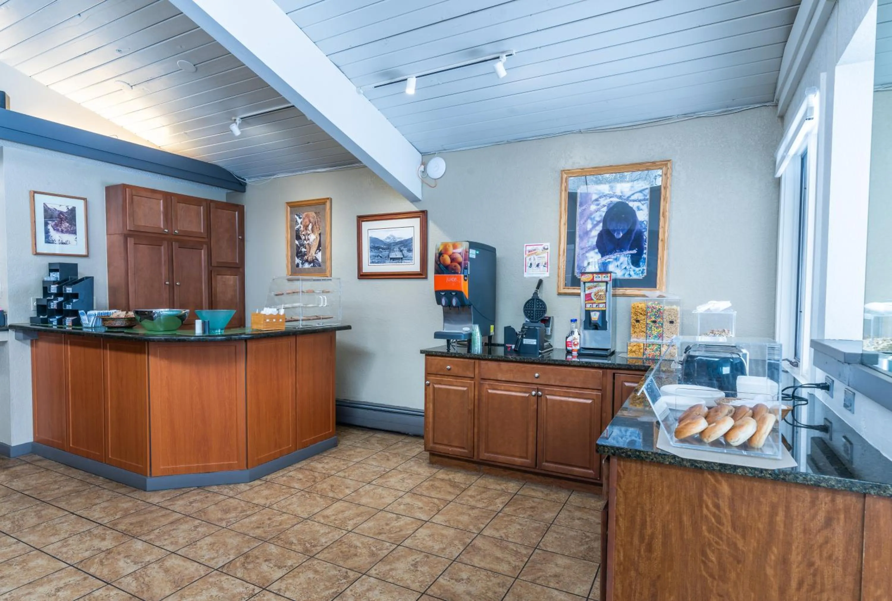 Lobby or reception in Pokolodi Lodge