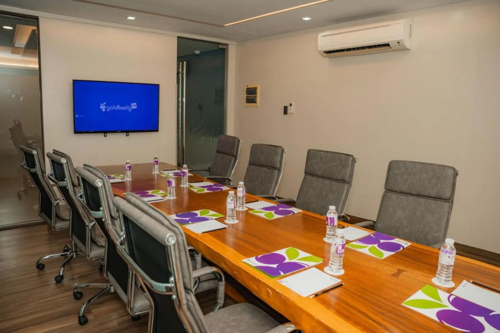 Goldberry Lite Hotel