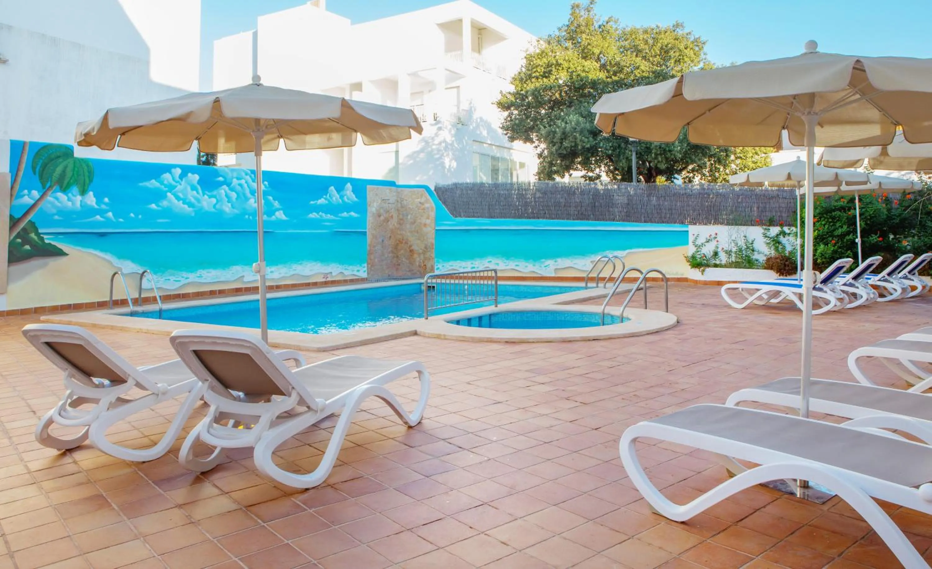 Patio in Hotel Ses Puntetes