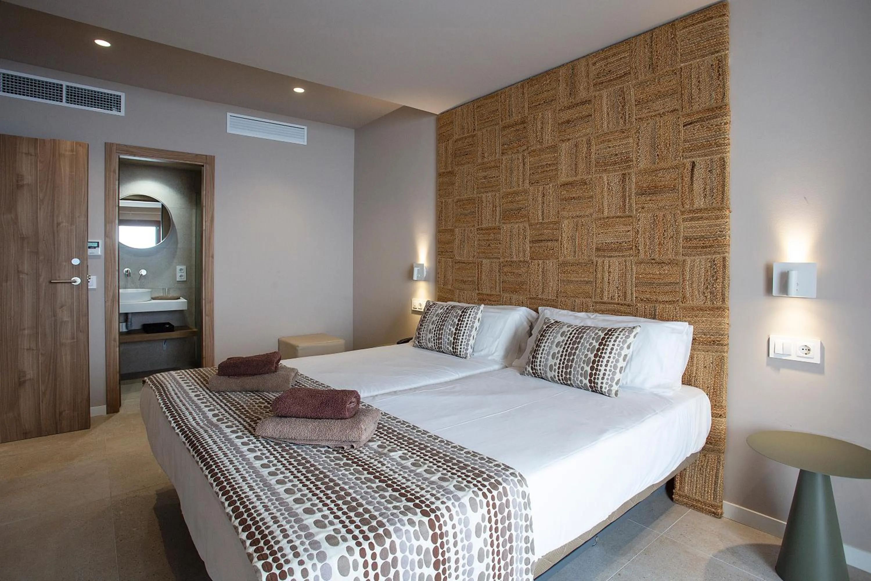 Bed in Hotel Ses Puntetes