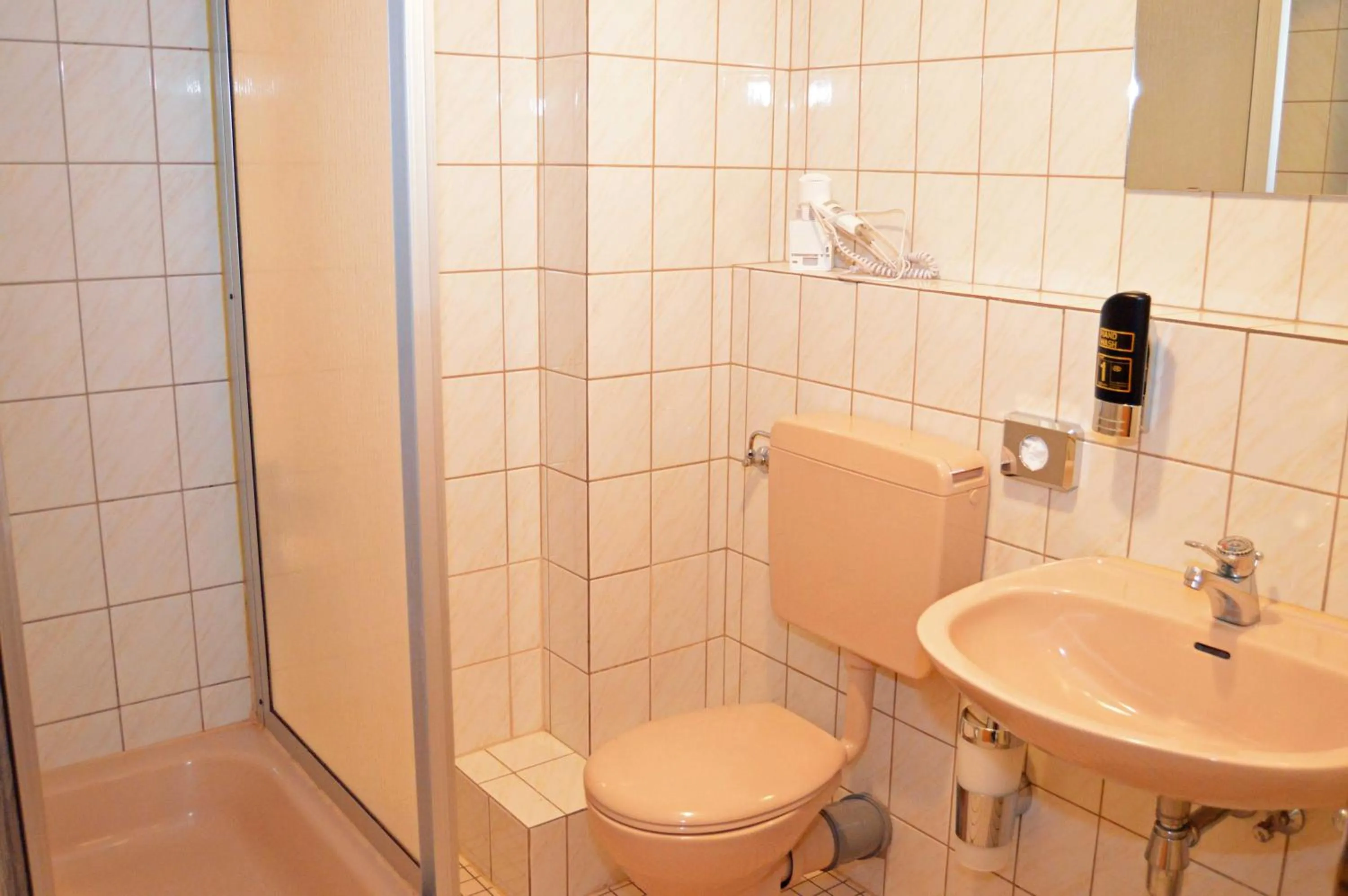 Photo of the whole room in G&H Hotel Rosengarten