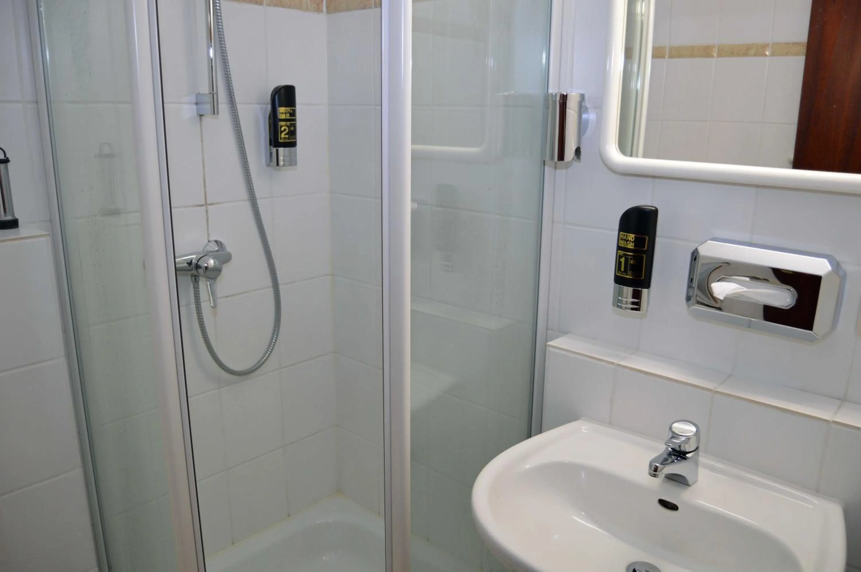 Photo of the whole room in G&H Hotel Rosengarten