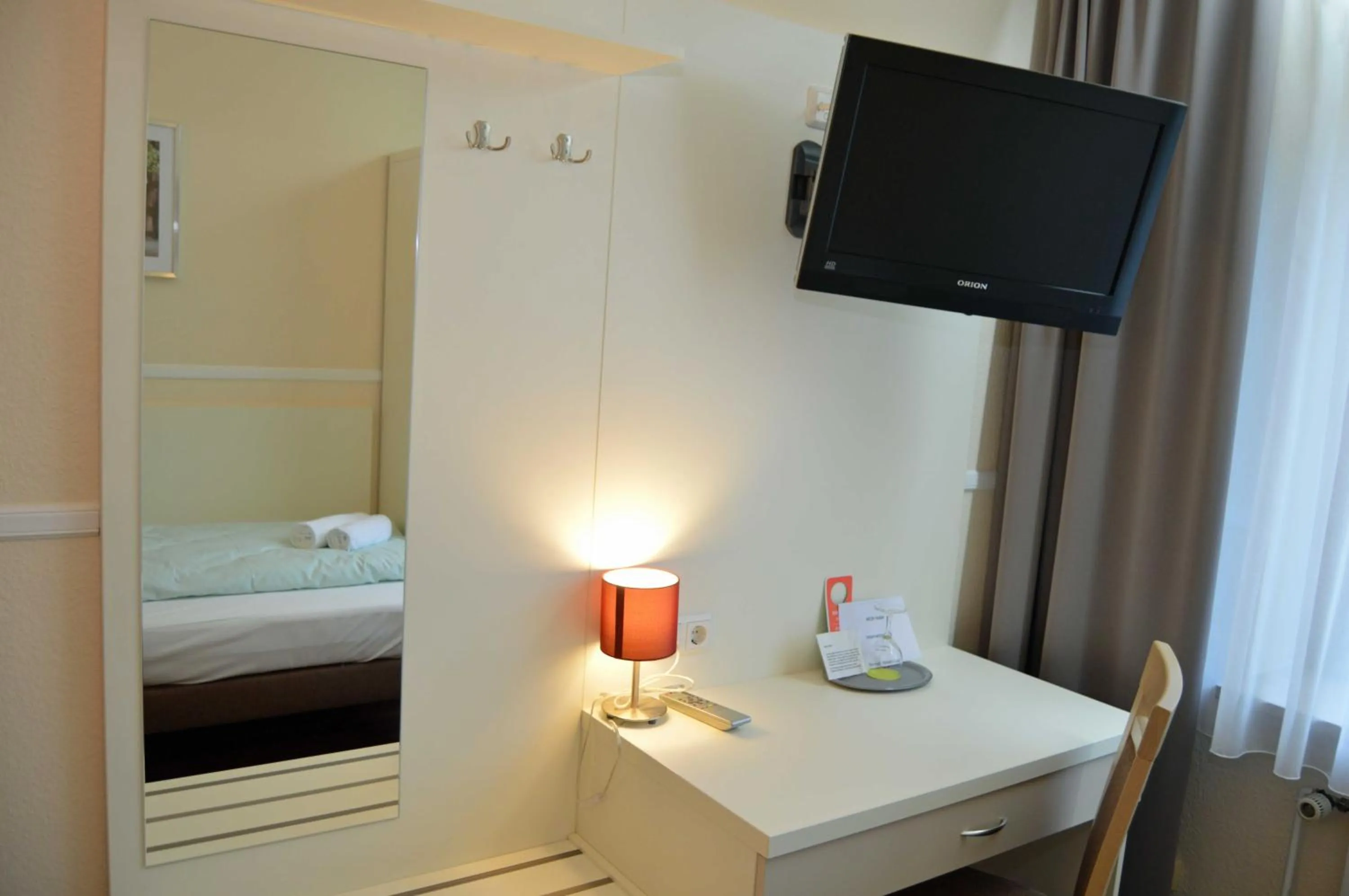 Photo of the whole room, Bed in G&H Hotel Rosengarten