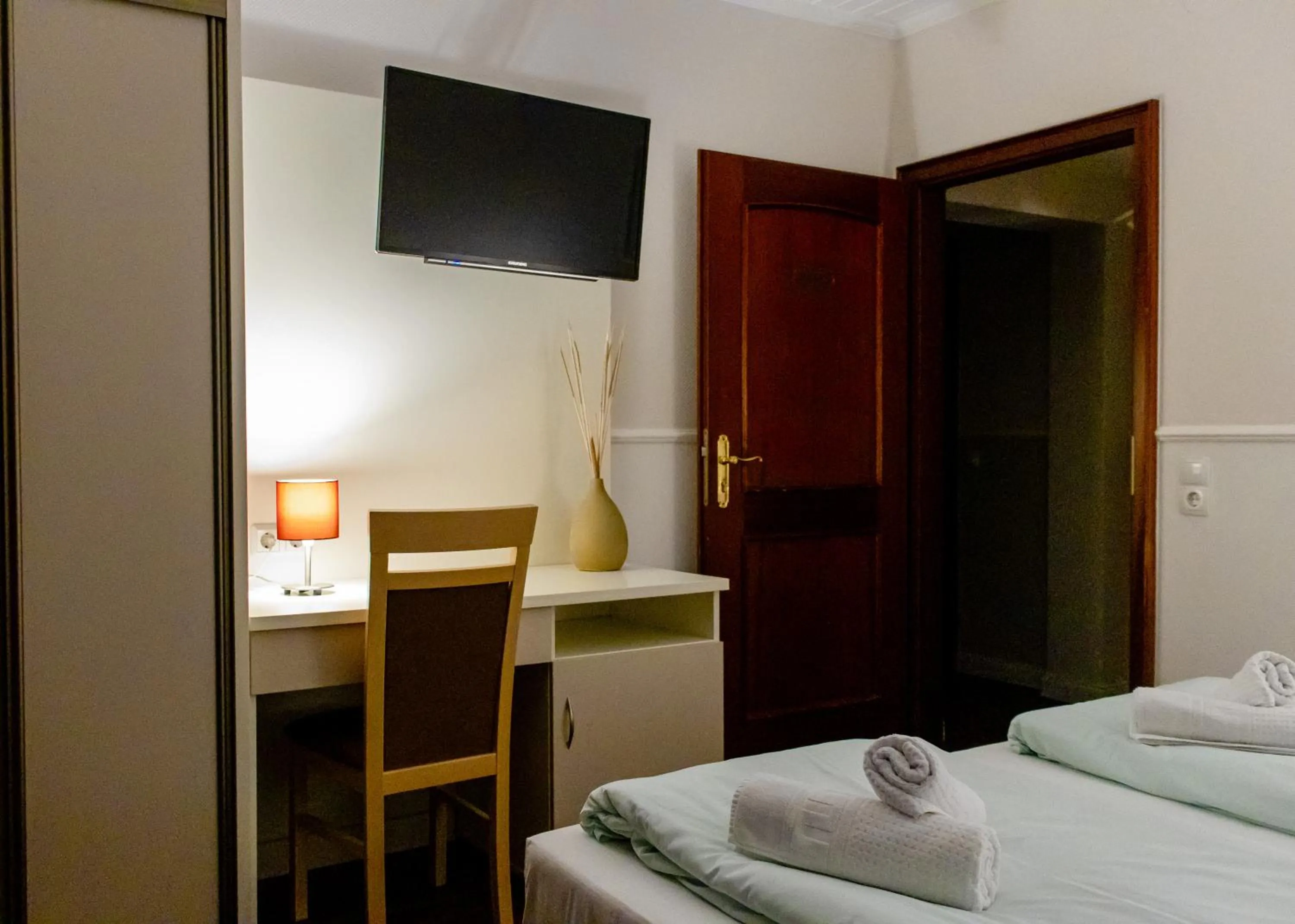 Bed in G&H Hotel Rosengarten