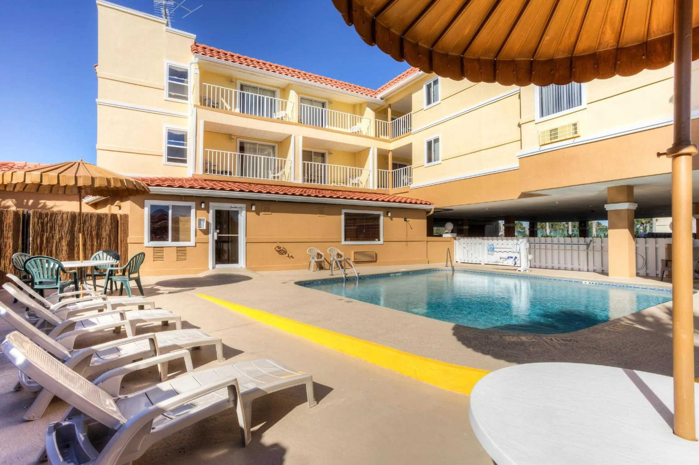 Property building in St. Augustine Island Inn