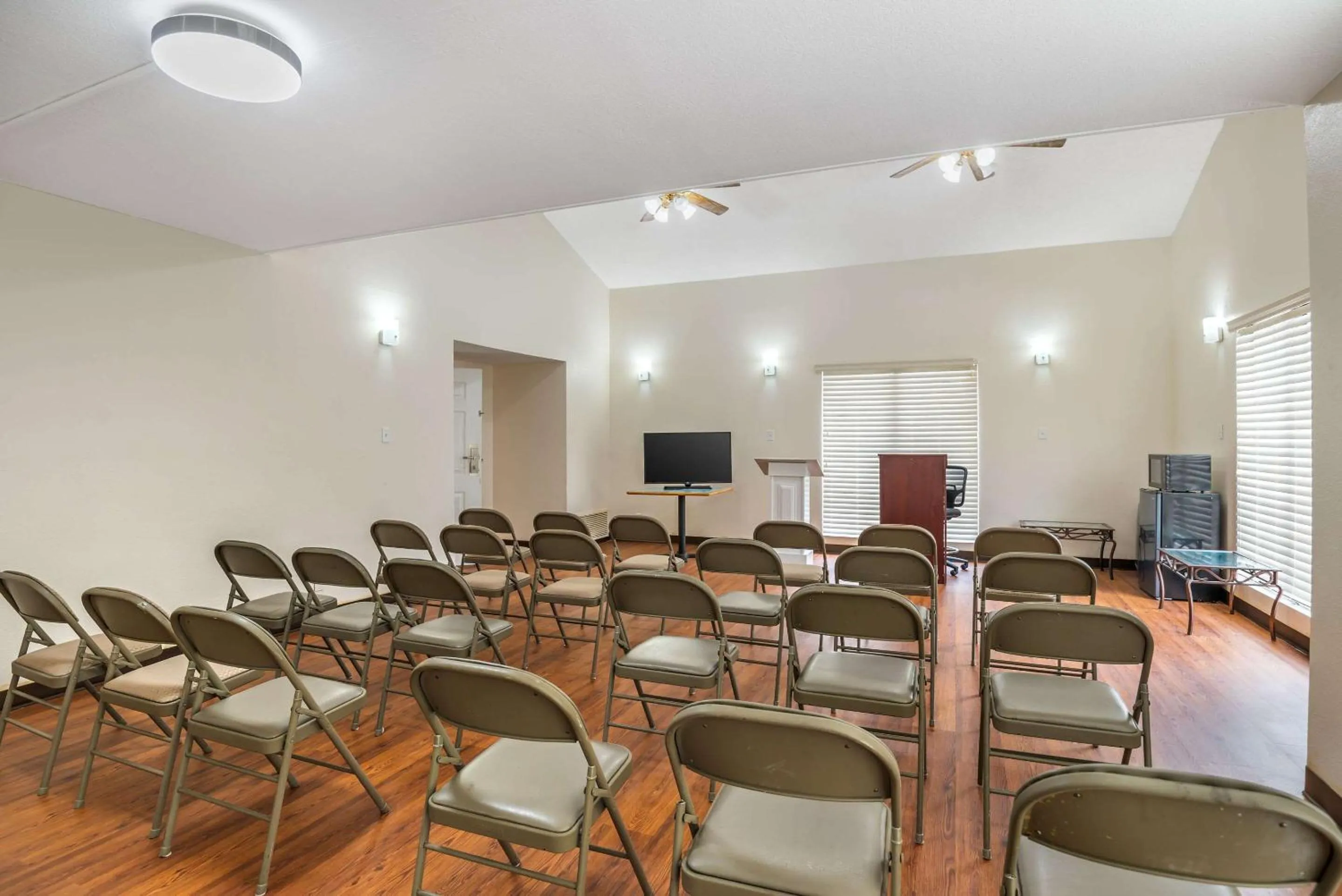 Meeting/conference room in Econo Lodge Richmond-North Chesterfield