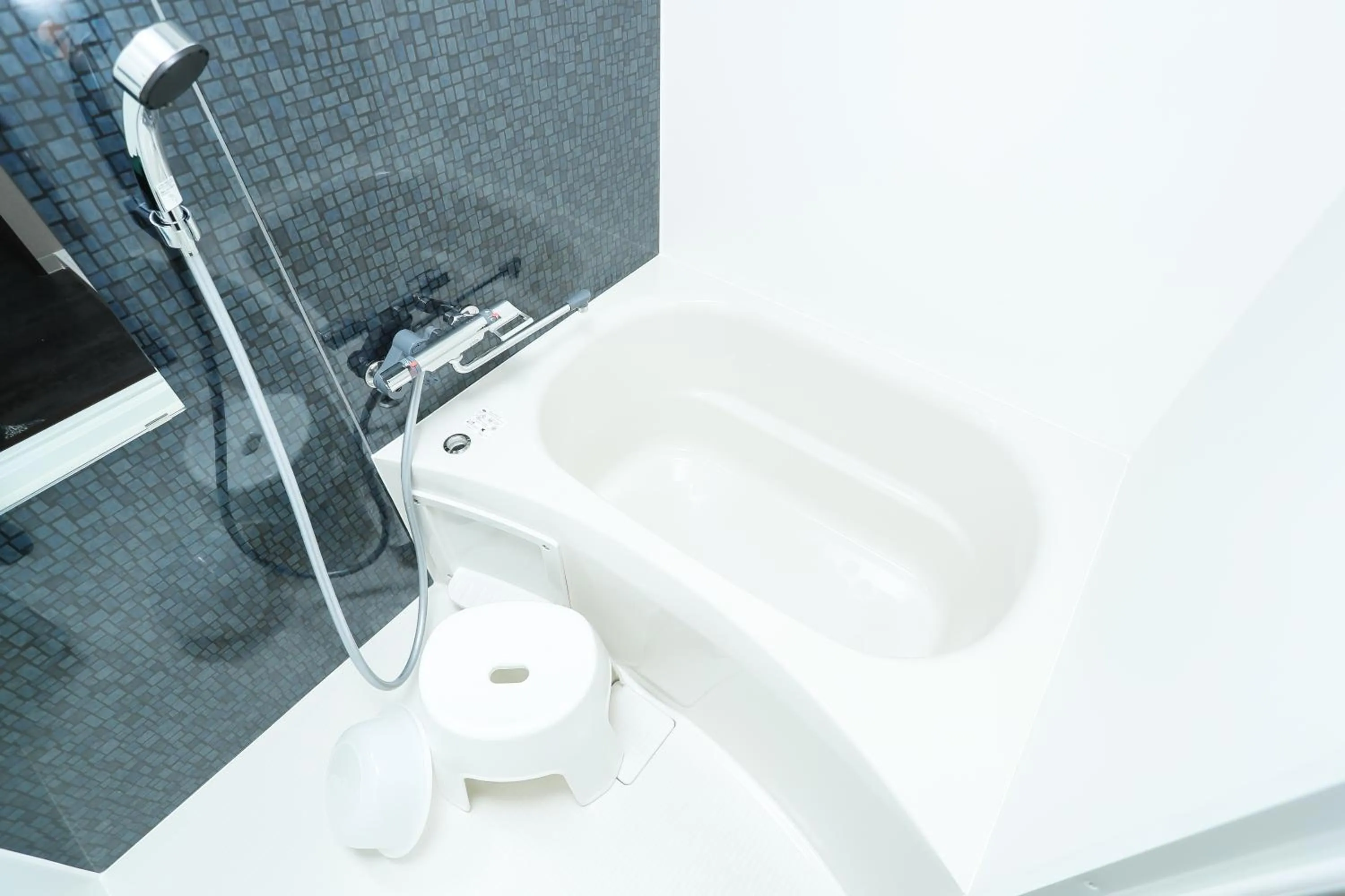 Shower in Apartment Hotel 7key S Kyoto