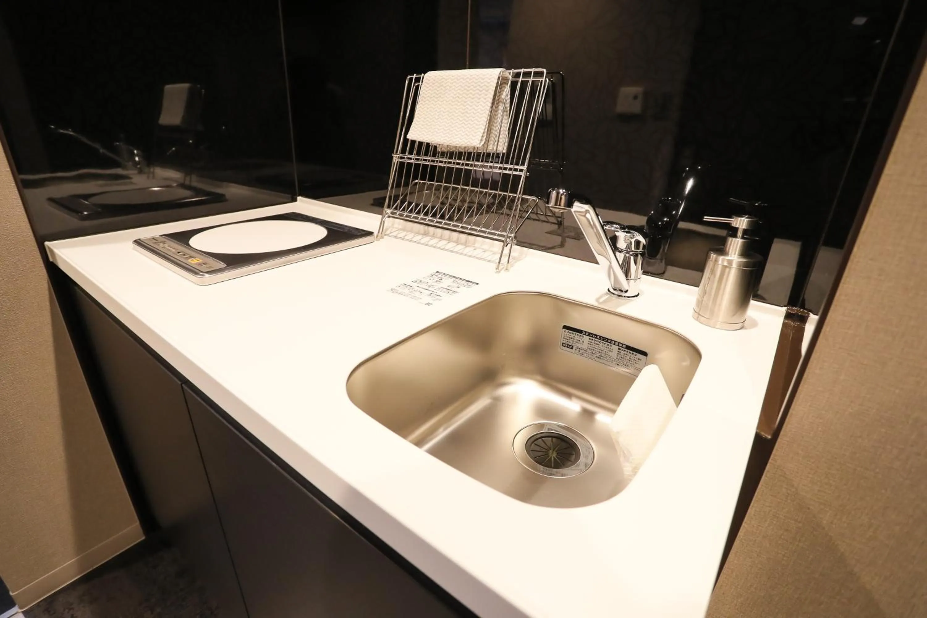 Kitchen or kitchenette in Apartment Hotel 7key S Kyoto