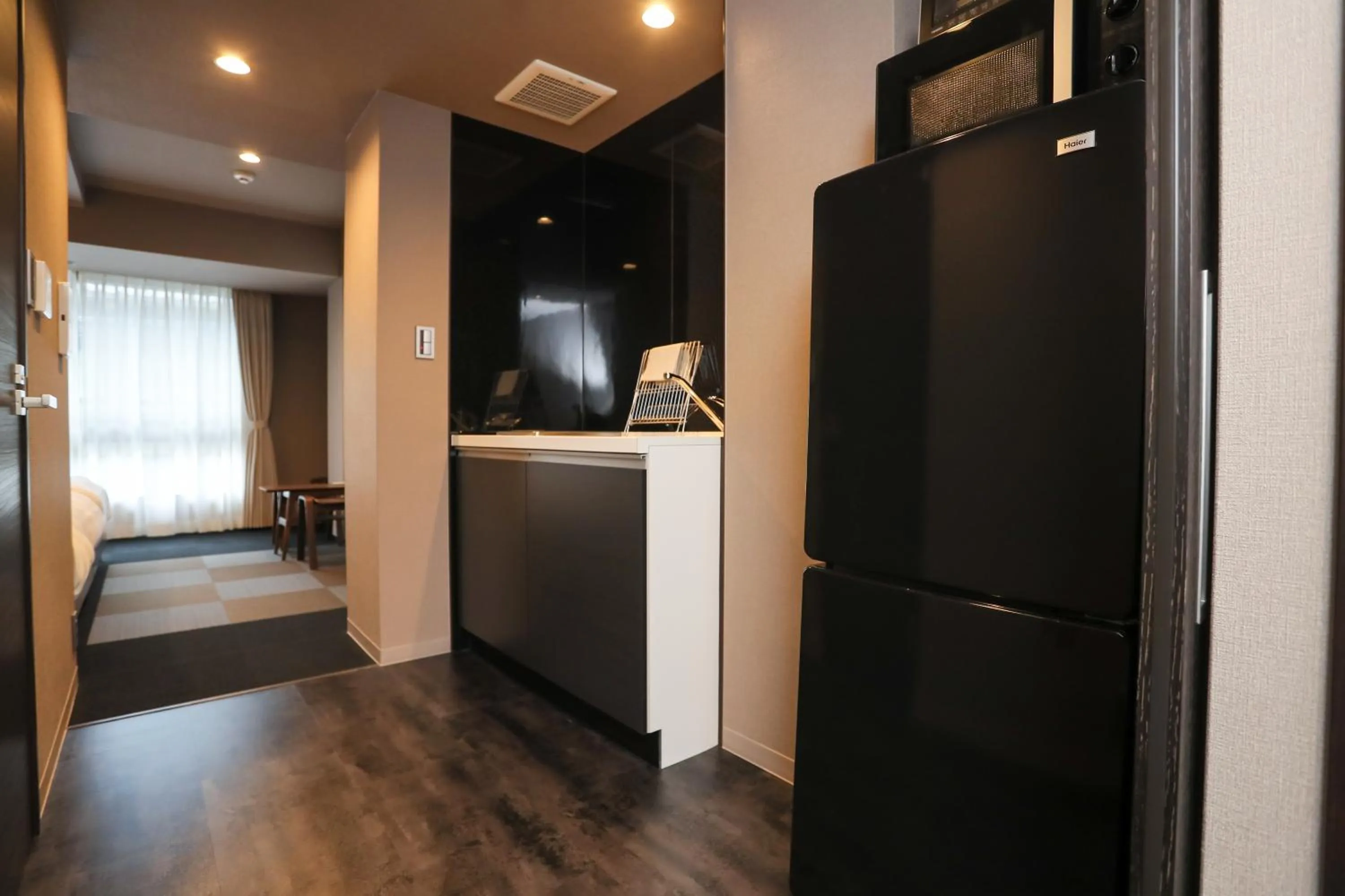 Kitchen or kitchenette in Apartment Hotel 7key S Kyoto