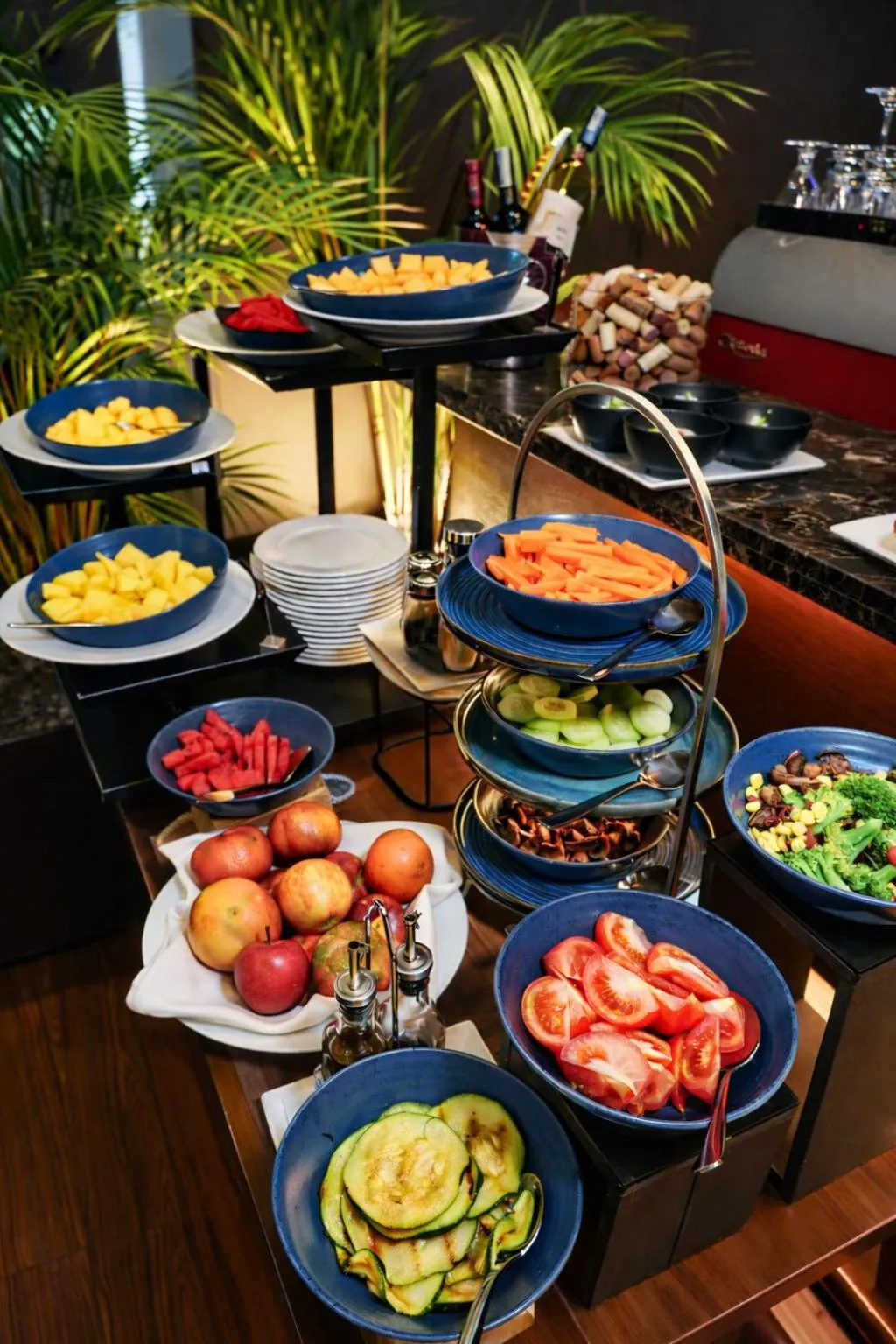 Buffet breakfast in Hotel Cabrera Imperial By key 33