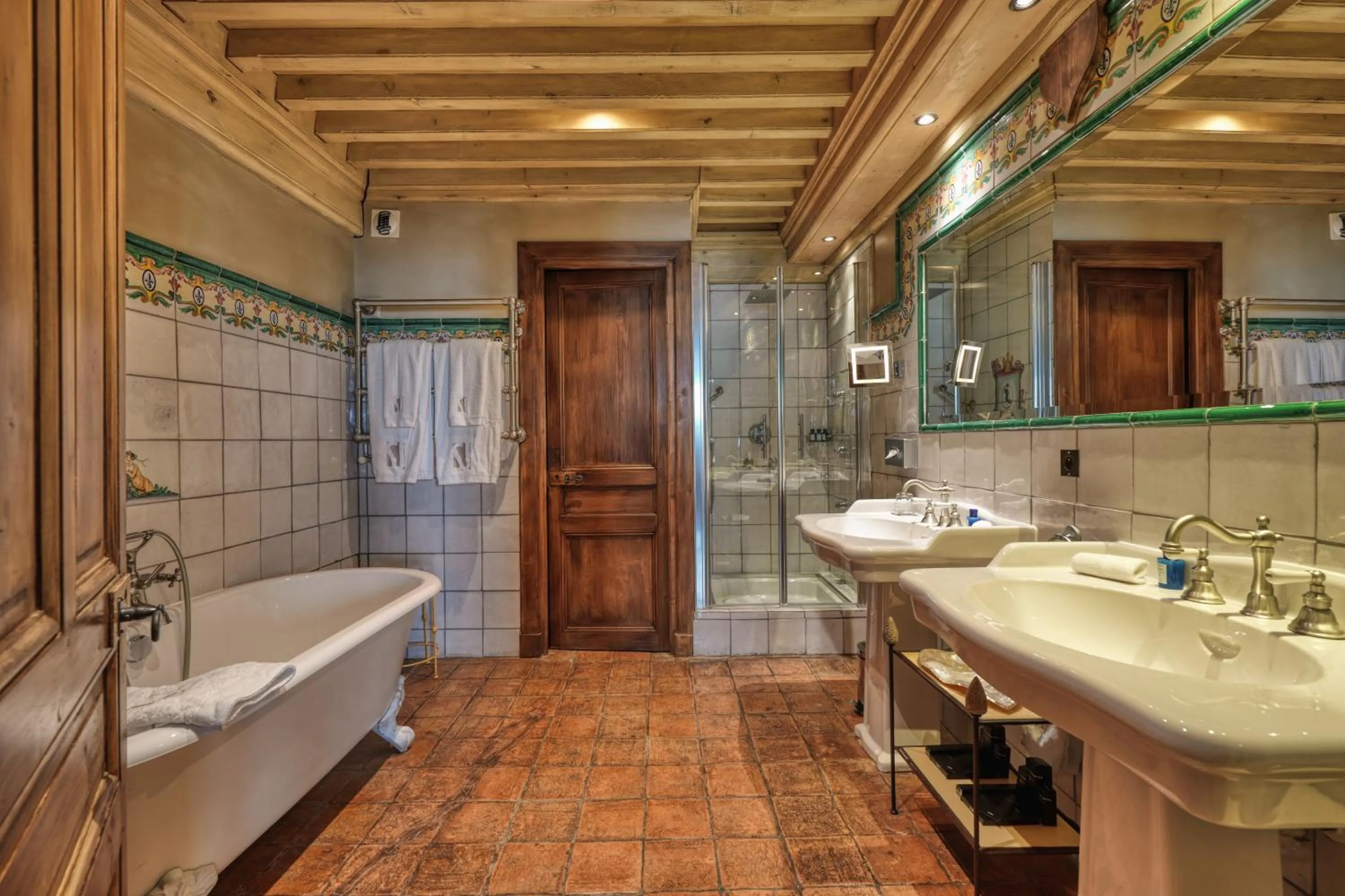 Bathroom in Le Saint Joseph