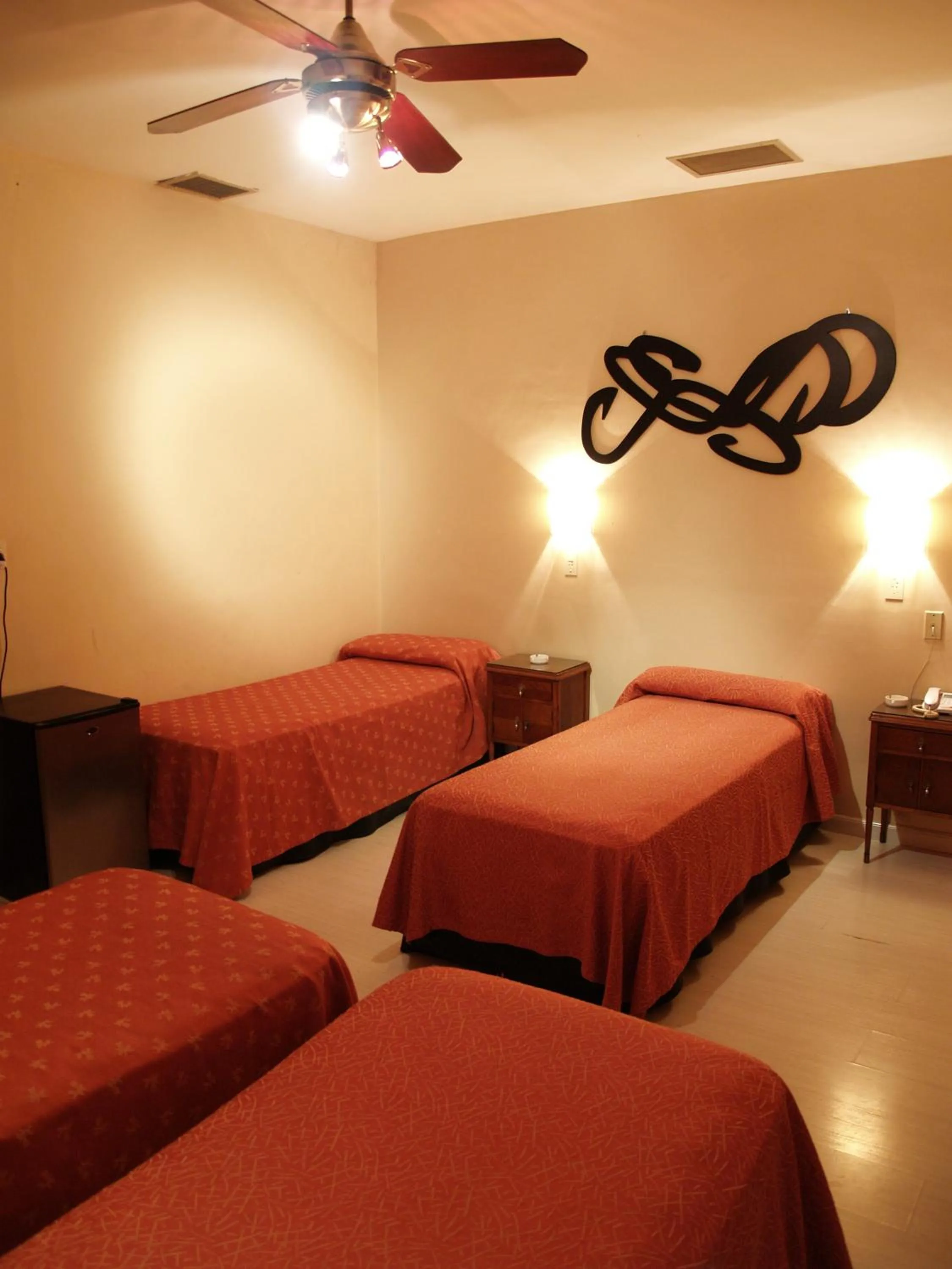 Quadruple Room in Hotel El Cabildo