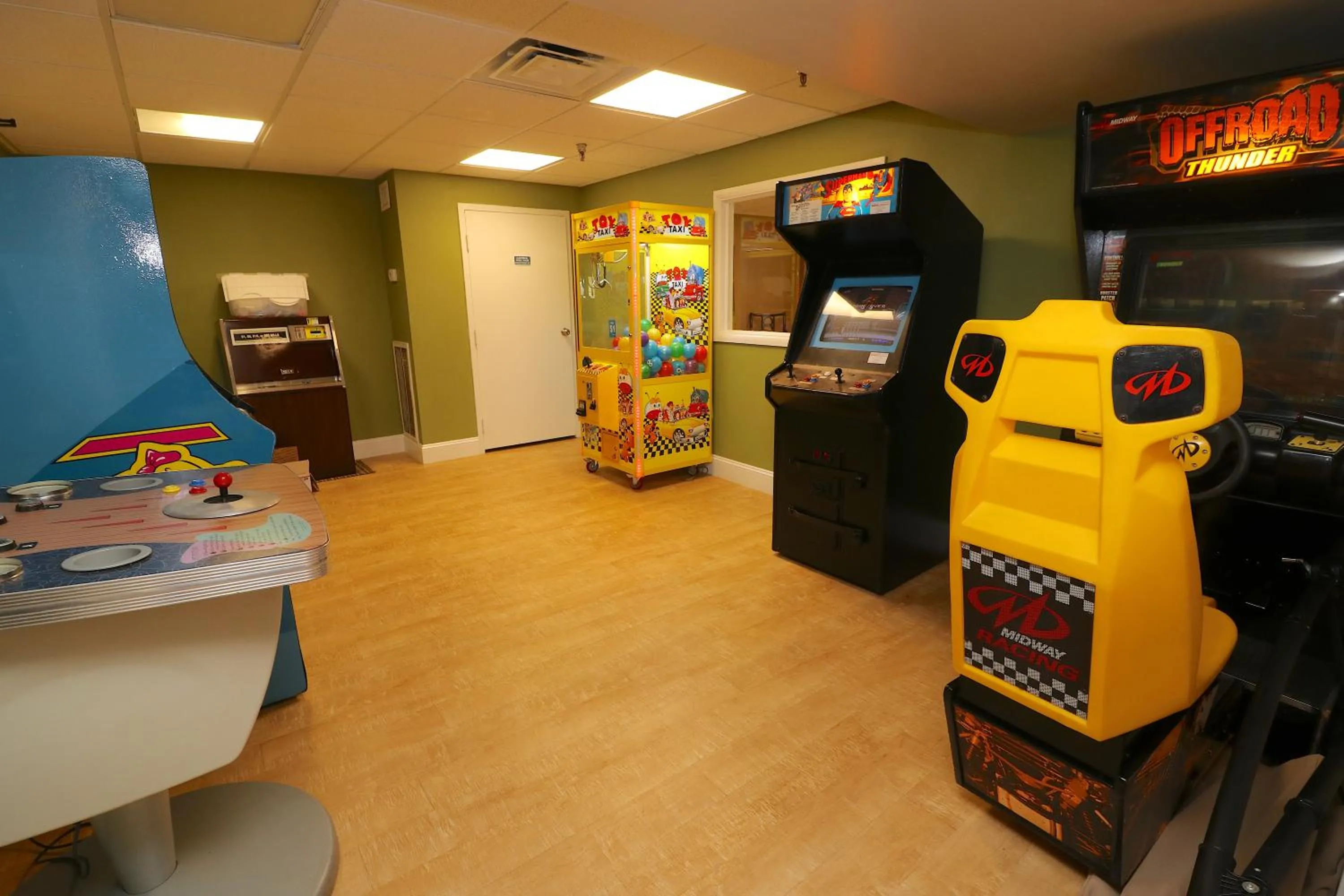 Game Room in The Ocean Key Virginia Beach Resort