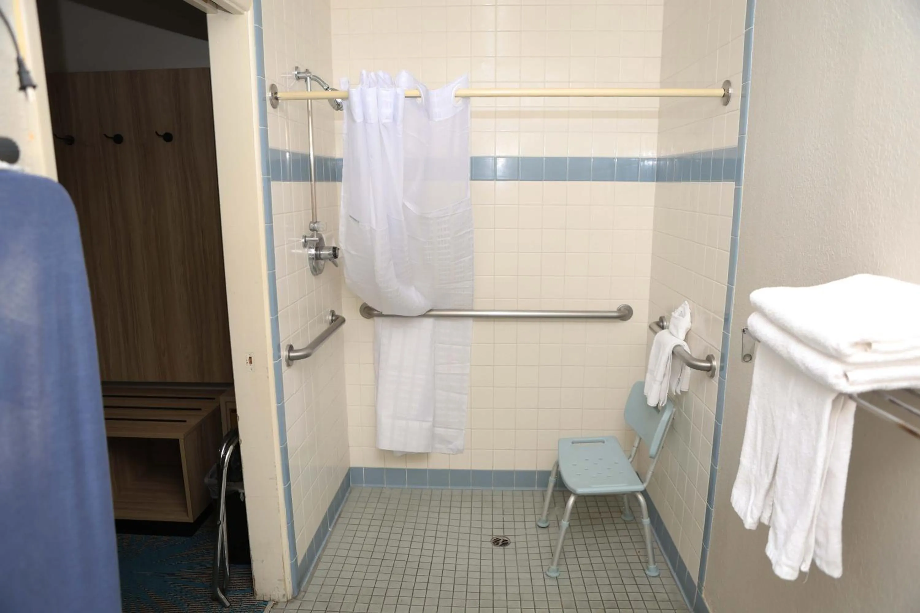 Bathroom in Days Inn by Wyndham East Albuquerque