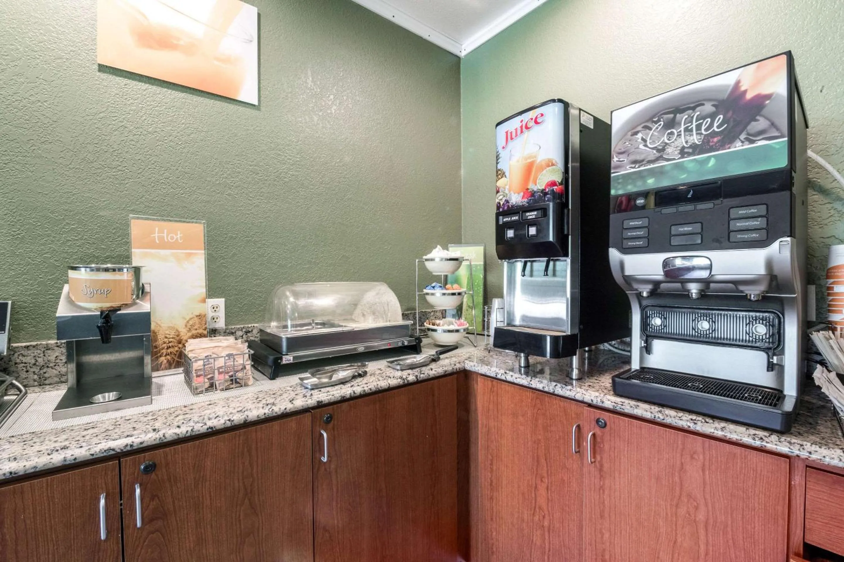 Restaurant/places to eat in Quality Inn & Suites Bainbridge Island