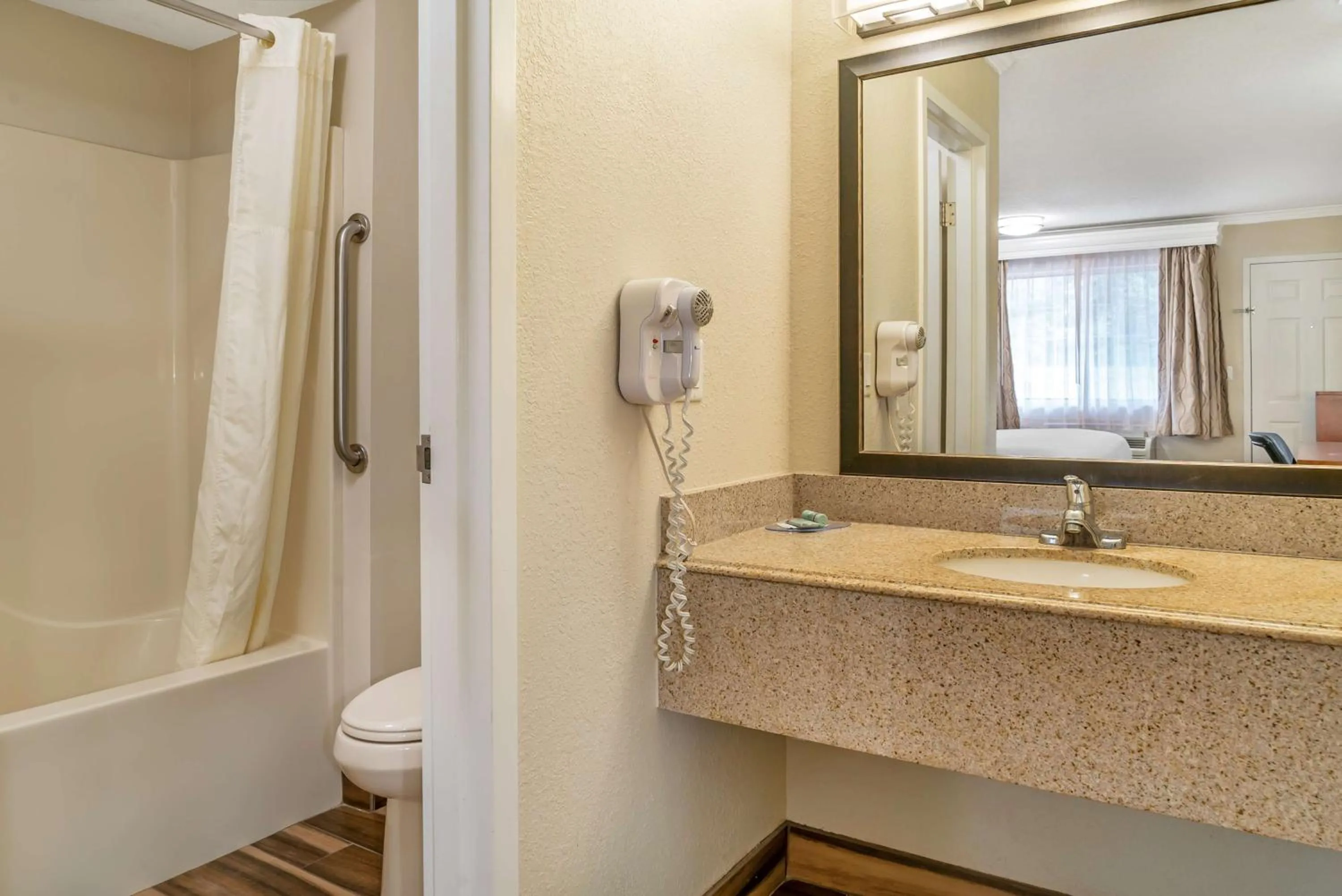 Bathroom in Best Western of Hartland