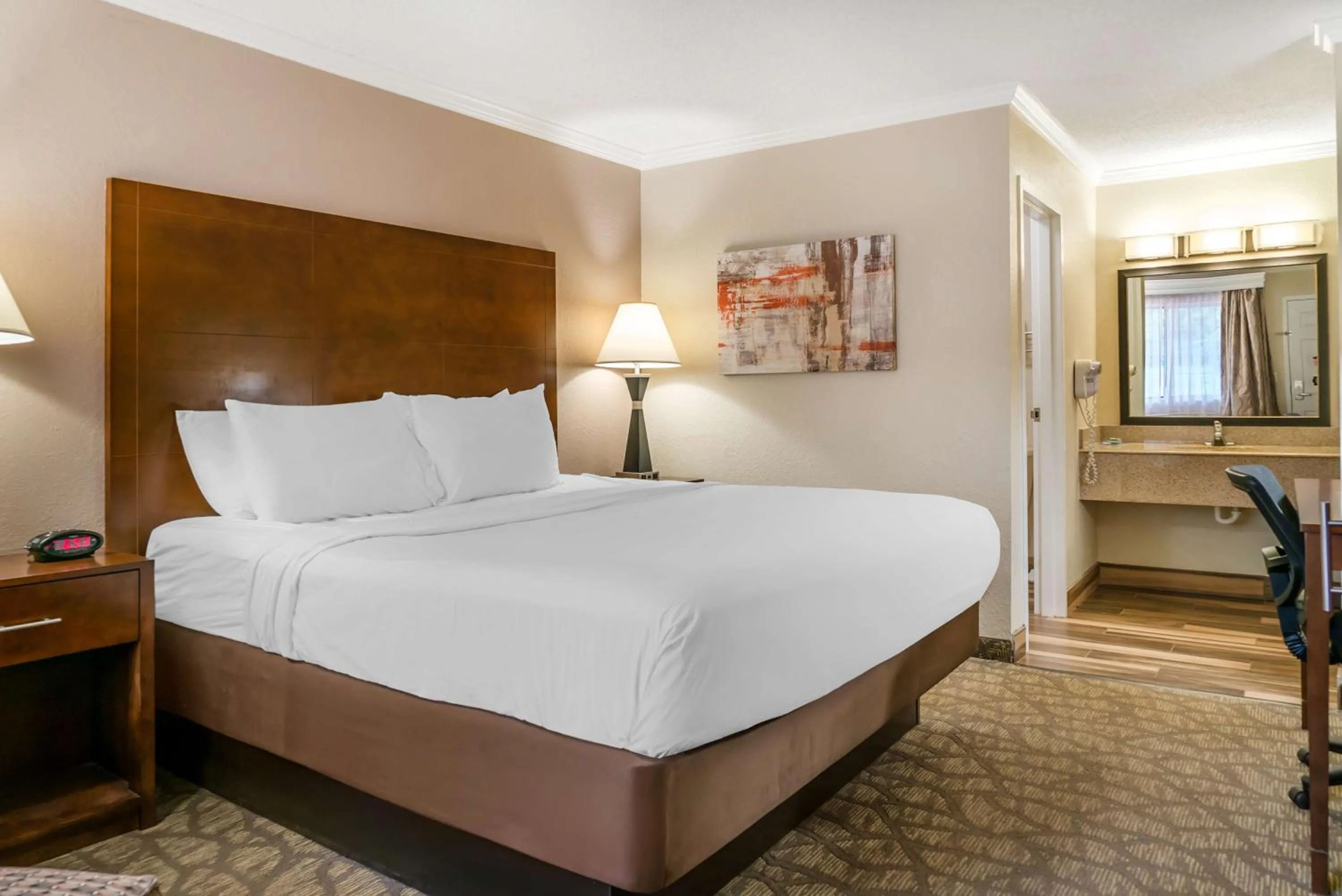 Bedroom, Bed in Best Western of Hartland