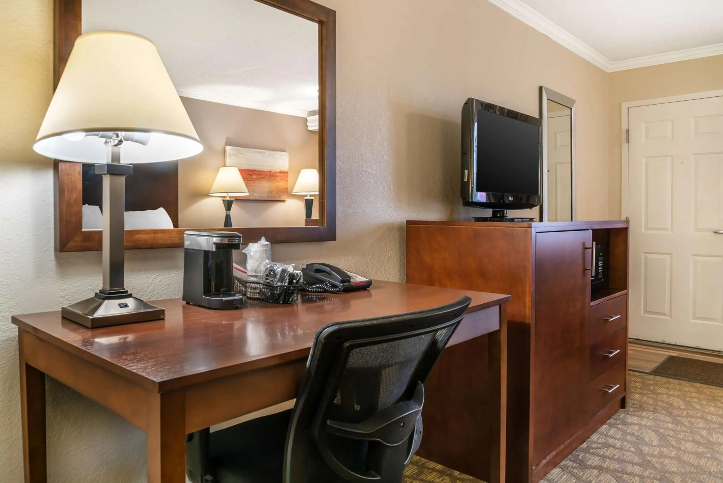 Bedroom in Best Western of Hartland