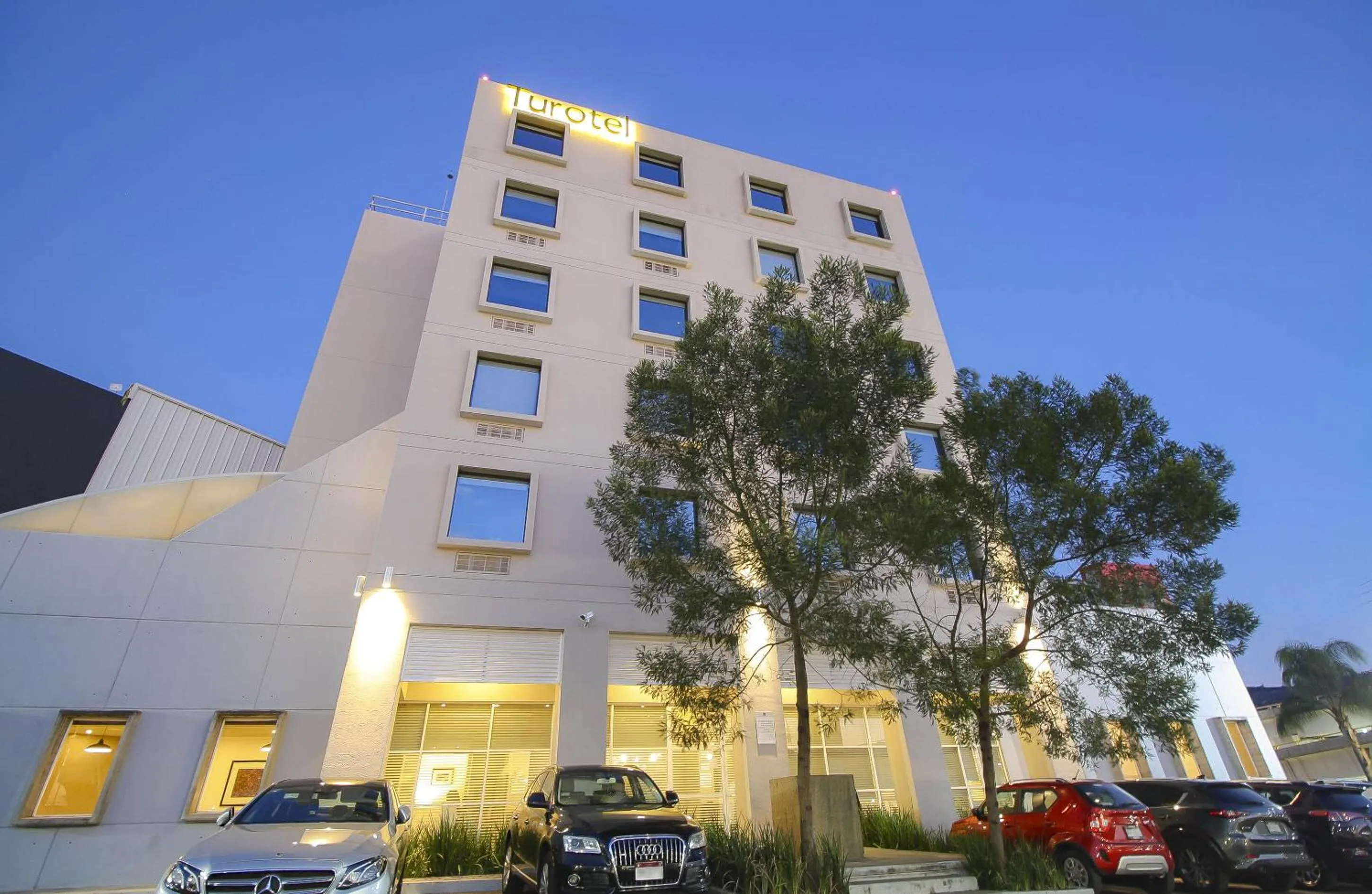 Property building in Hotel Turotel Morelia