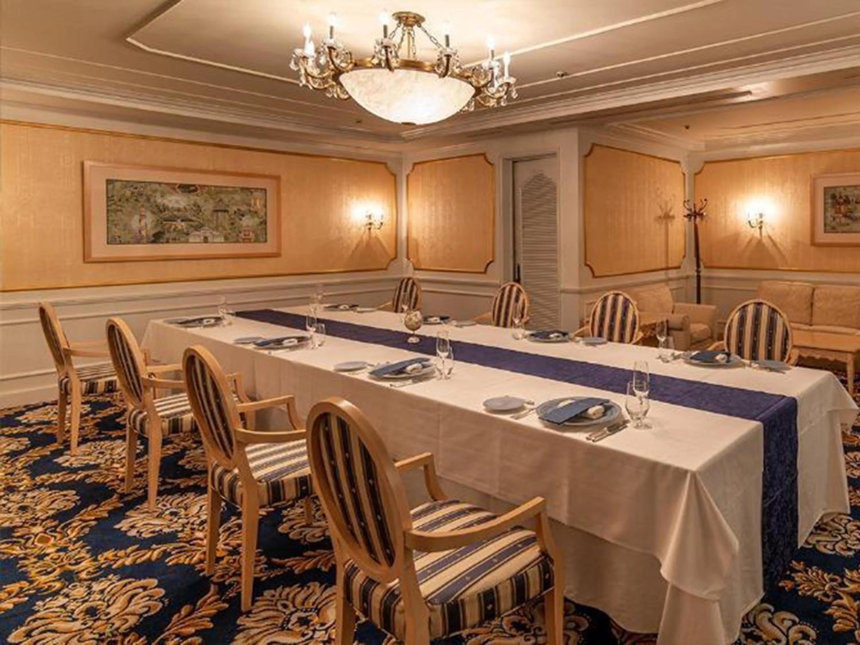 Restaurant/places to eat in Grand Prince Hotel Takanawa