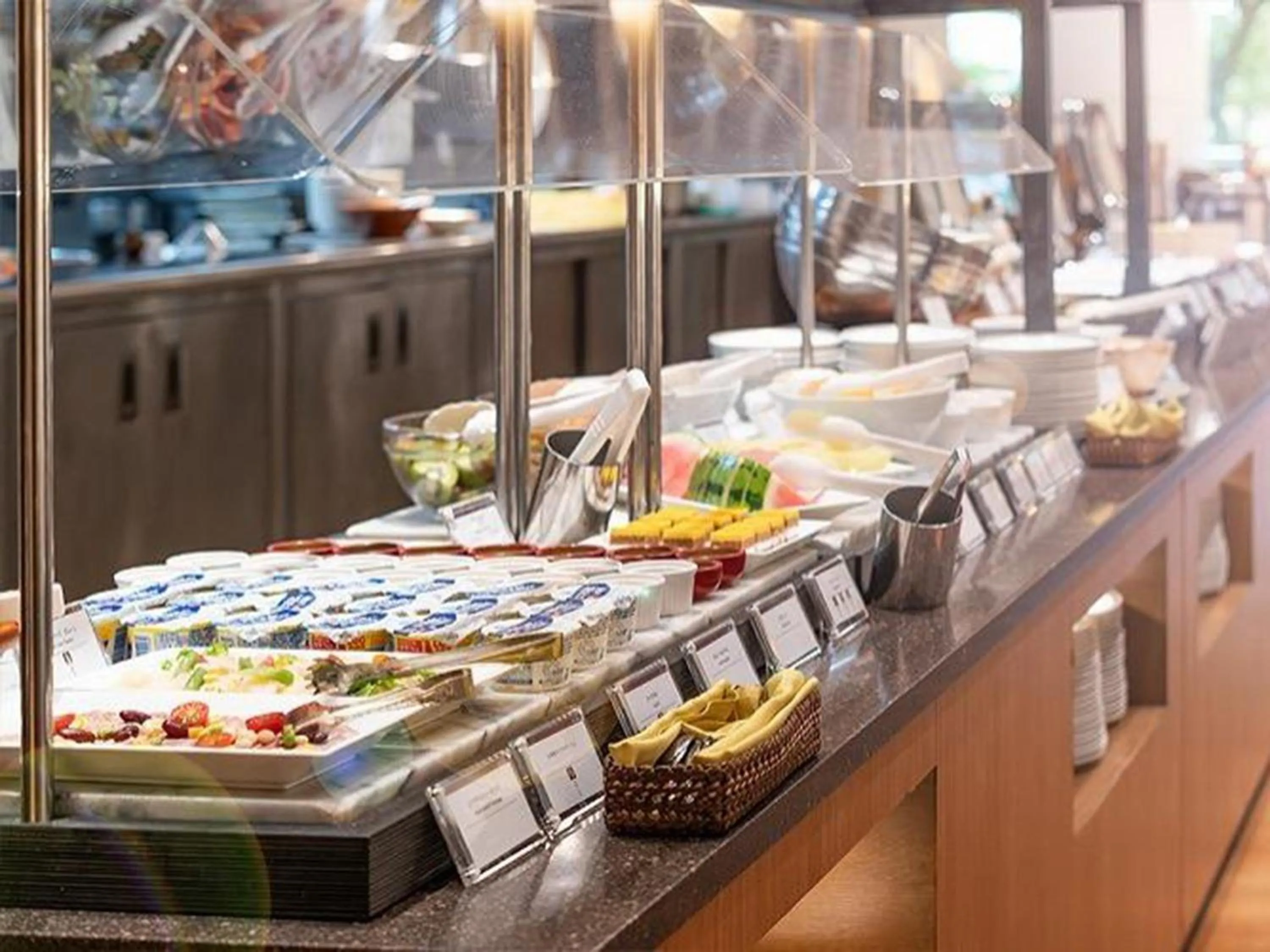 Restaurant/places to eat in Grand Prince Hotel Takanawa