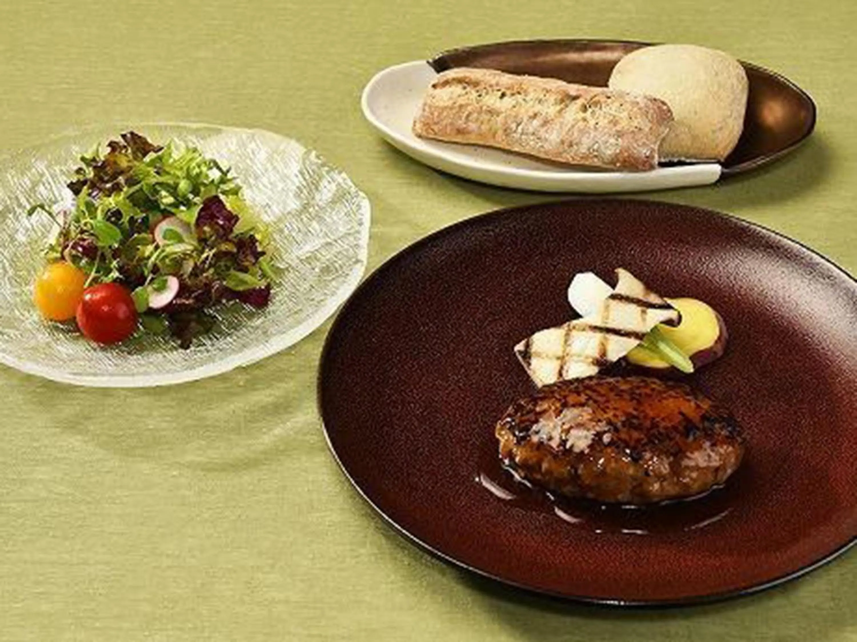 Restaurant/places to eat in Grand Prince Hotel Takanawa