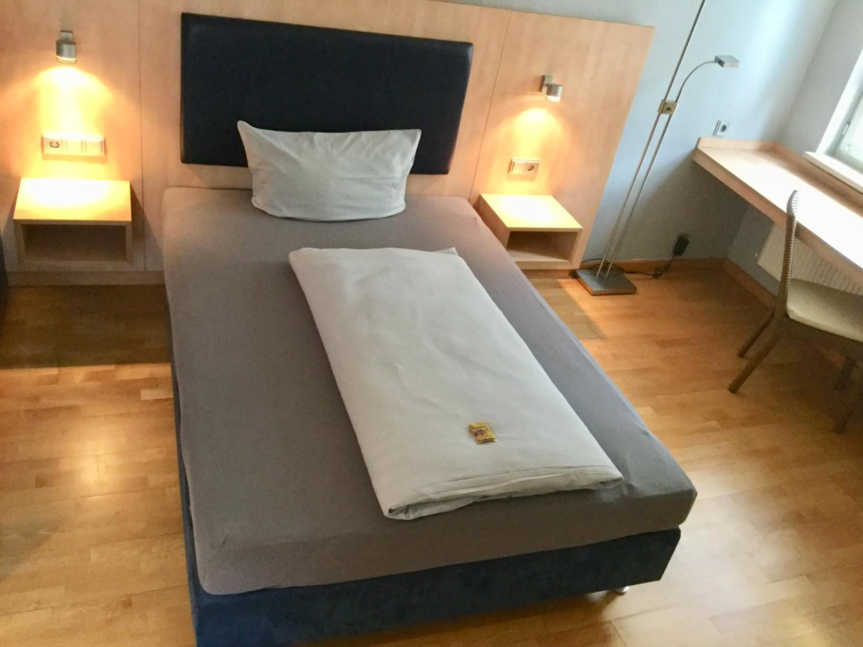 Photo of the whole room, Bed in Badischer Hof