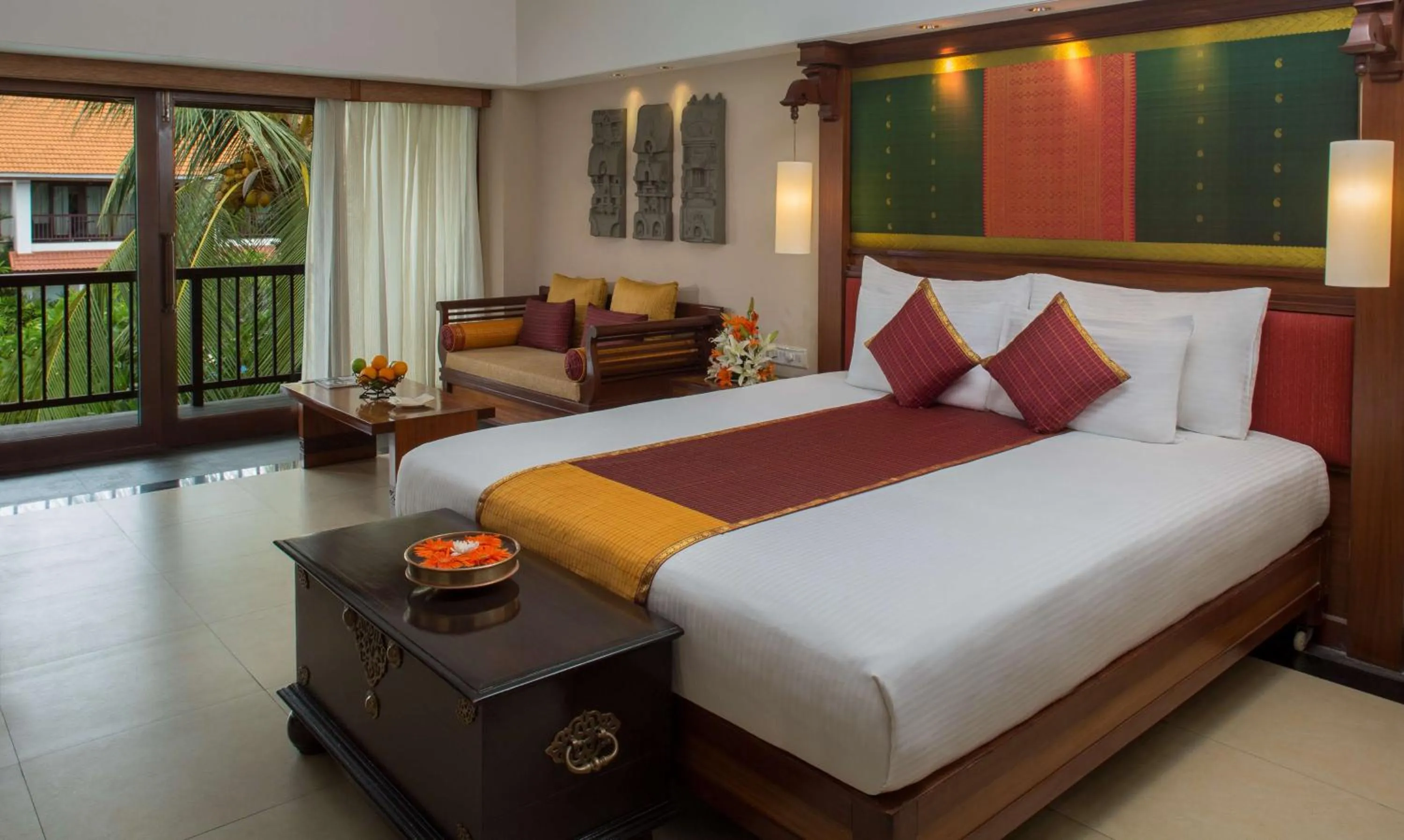 Photo of the whole room, Bed in Radisson Blu Resort Temple Bay Mamallapuram