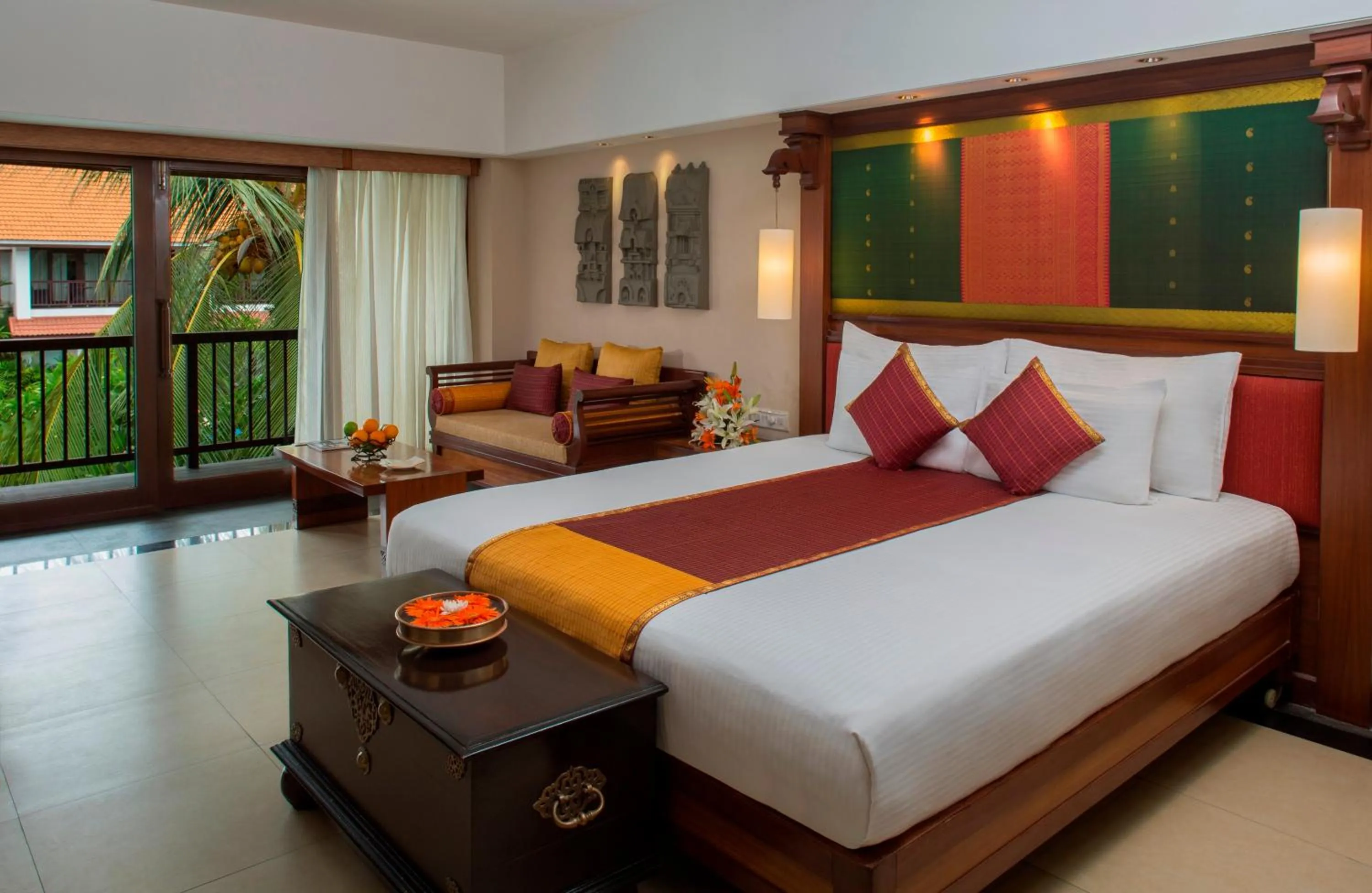 Bedroom, Bed in Radisson Blu Resort Temple Bay Mamallapuram