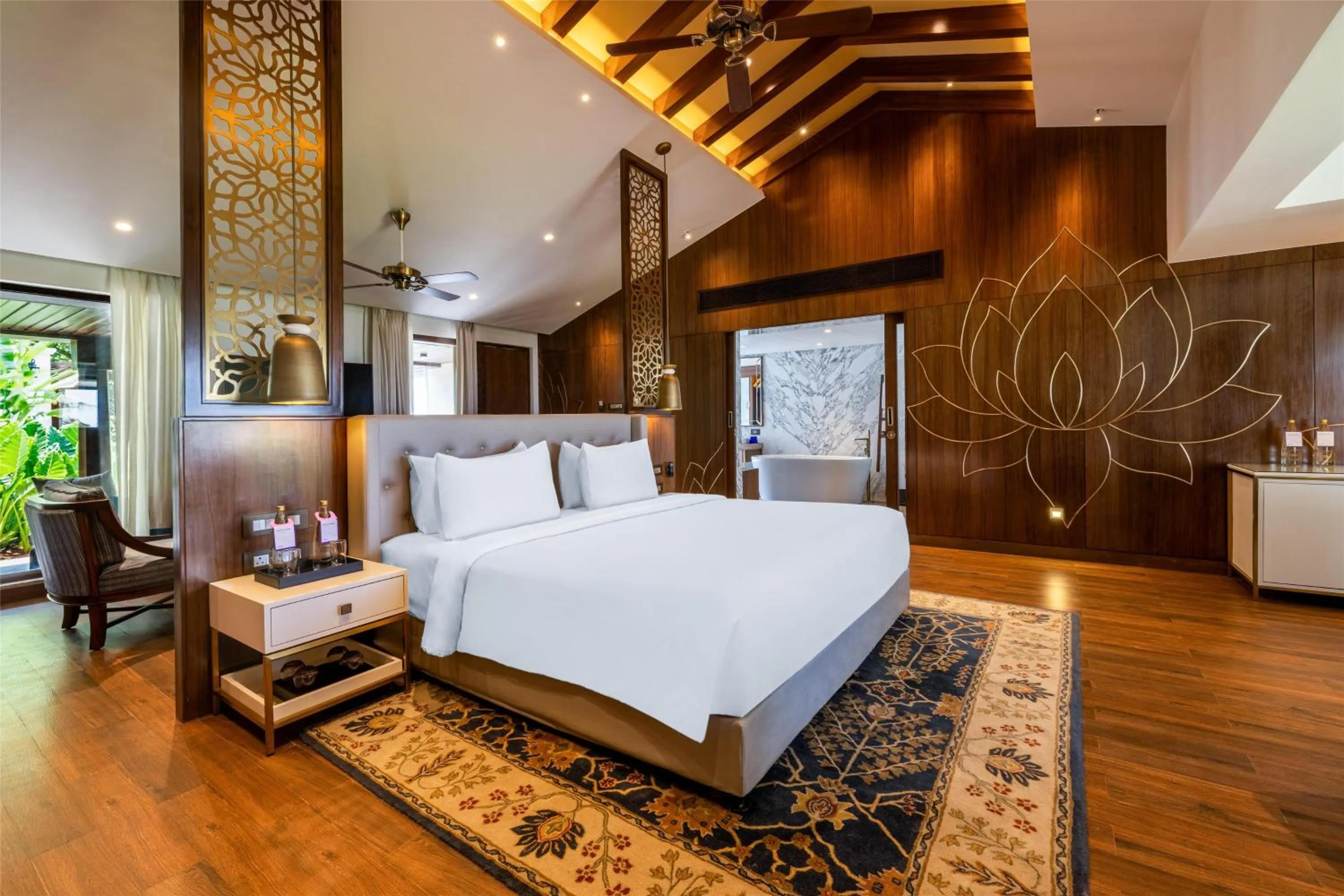 Photo of the whole room, Bed in Radisson Blu Resort Temple Bay Mamallapuram