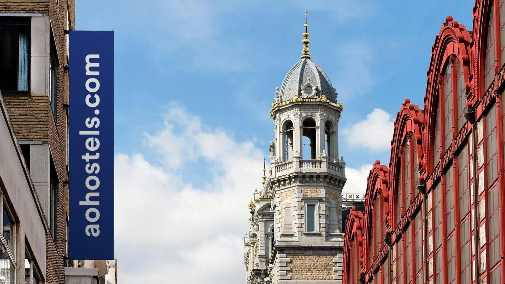 Nearby landmark in a&o Antwerpen Centraal