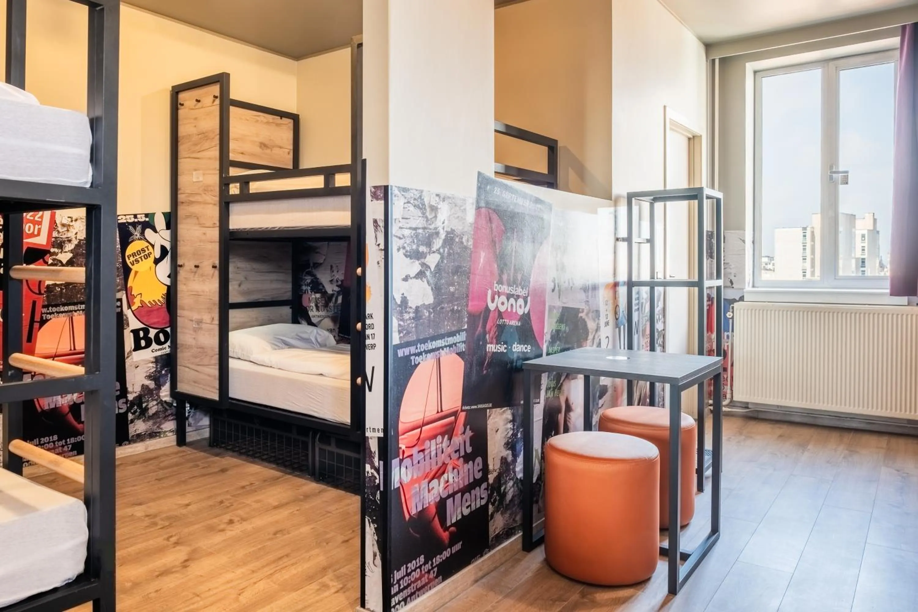 bunk bed, Bed in a&o Antwerpen Centraal