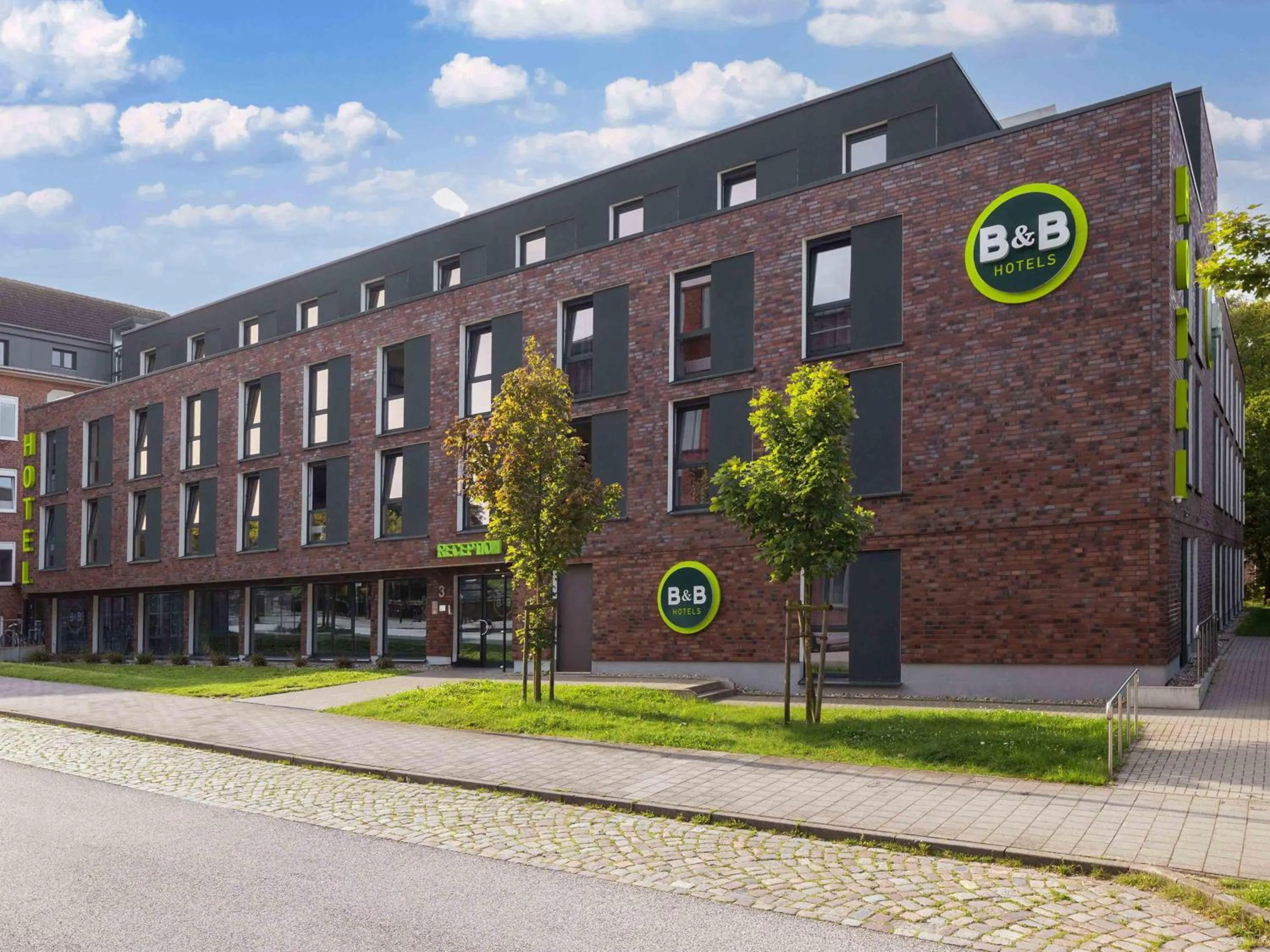 Property building in B&B Hotel Kiel-Wissenschaftspark