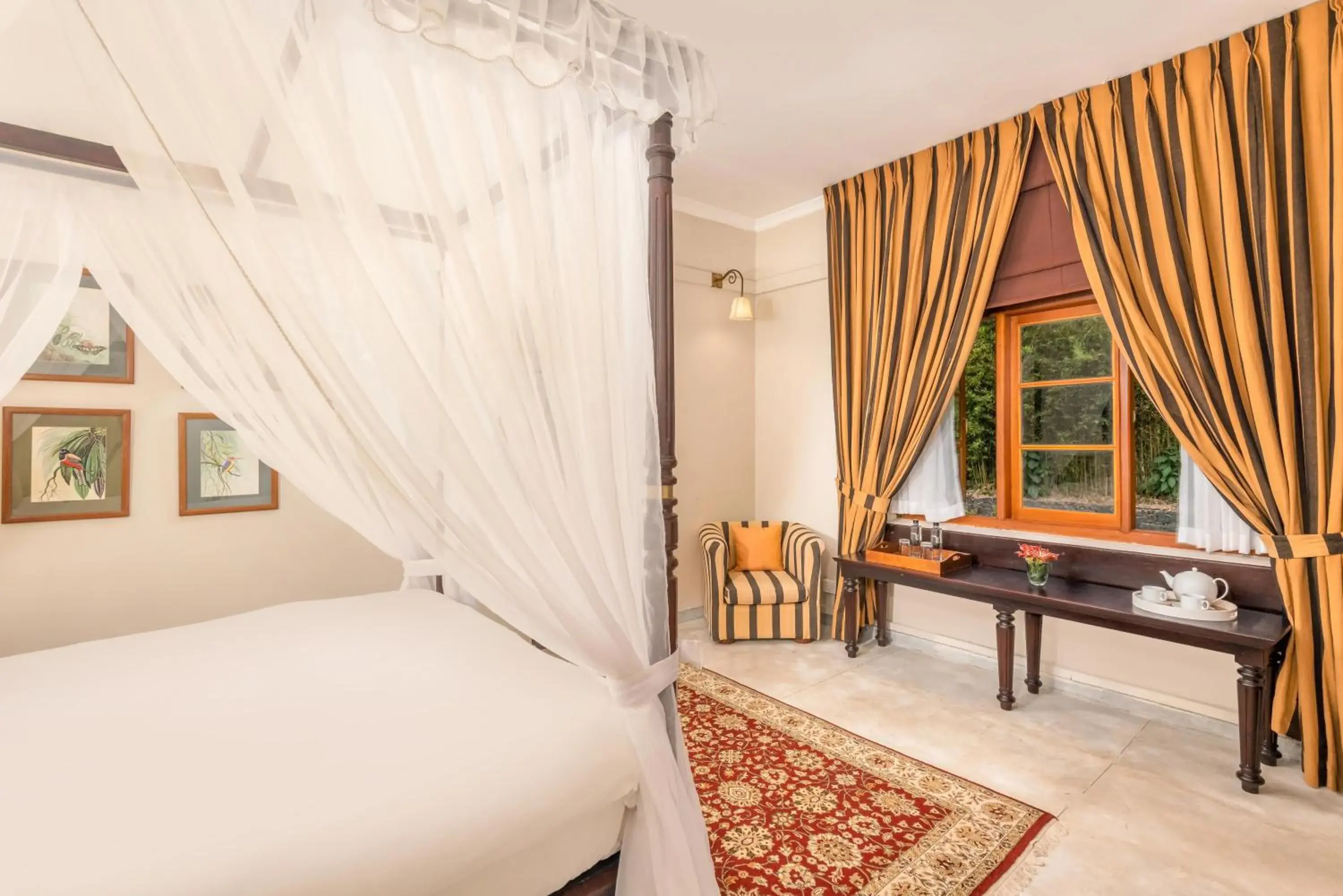 Deluxe Double Room in Jetwing Warwick Gardens Deluxe Double Room in Jetwing Warwick Gardens