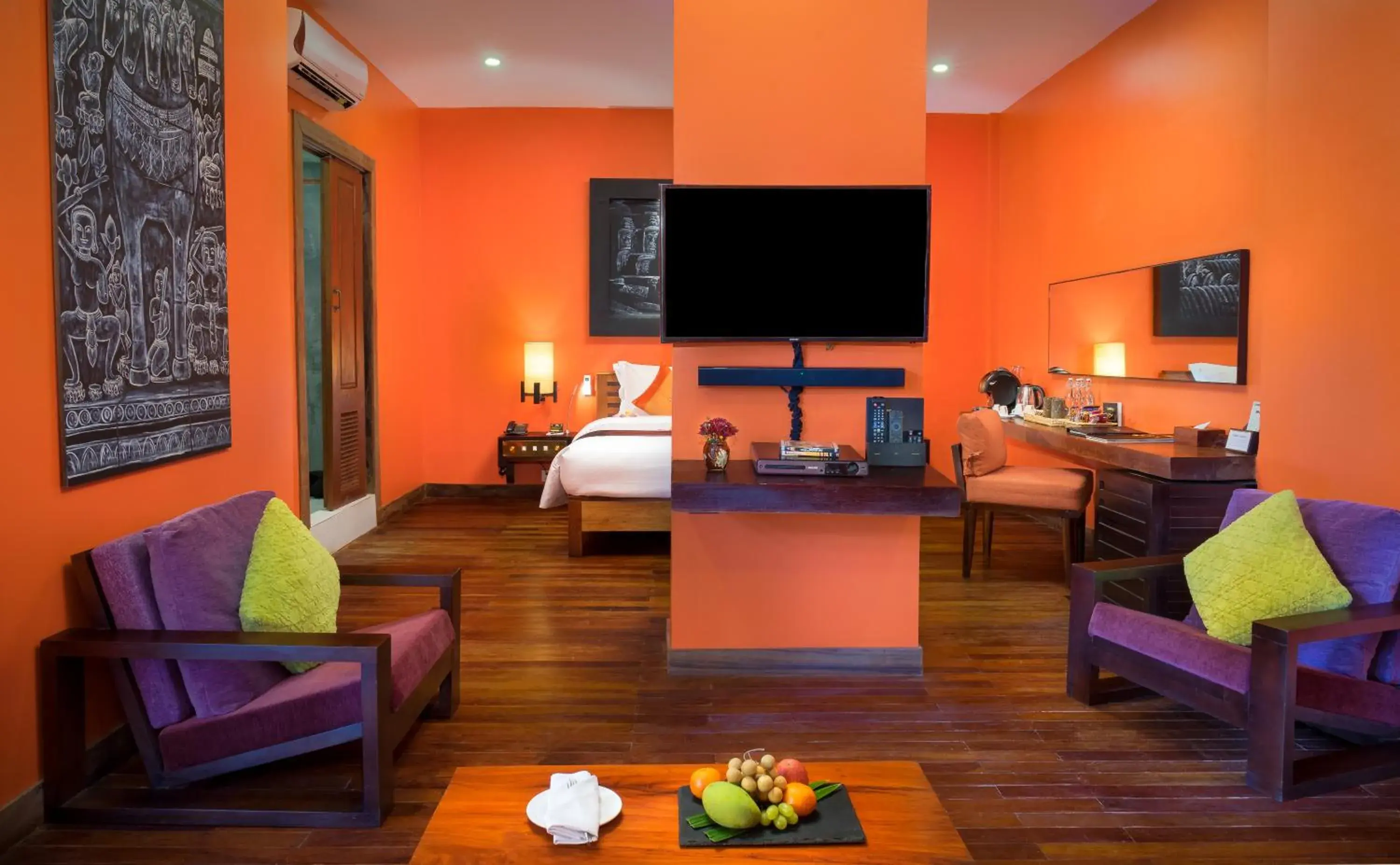 Royal Suite Pool Access - Free USD15 Credit Spa in Golden Temple Hotel Royal Suite Pool Access - Free USD15 Credit Spa in Golden Temple Hotel