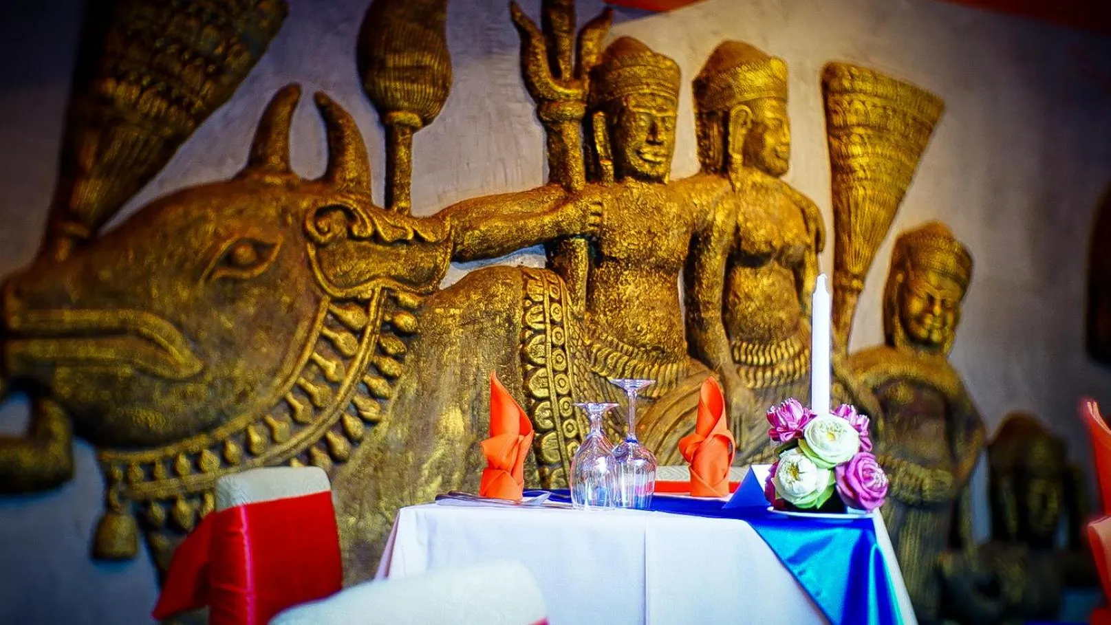 Decorative detail in Golden Temple Hotel