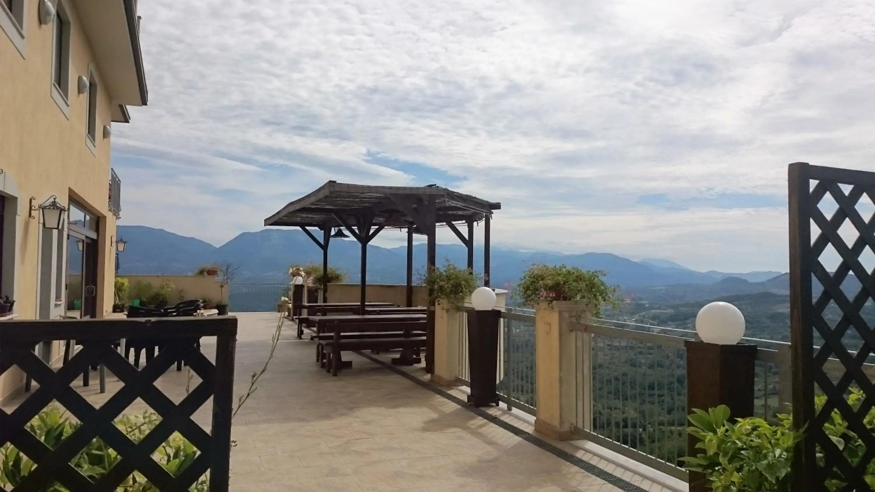 Balcony/Terrace in Hotel Sette E Mezzo