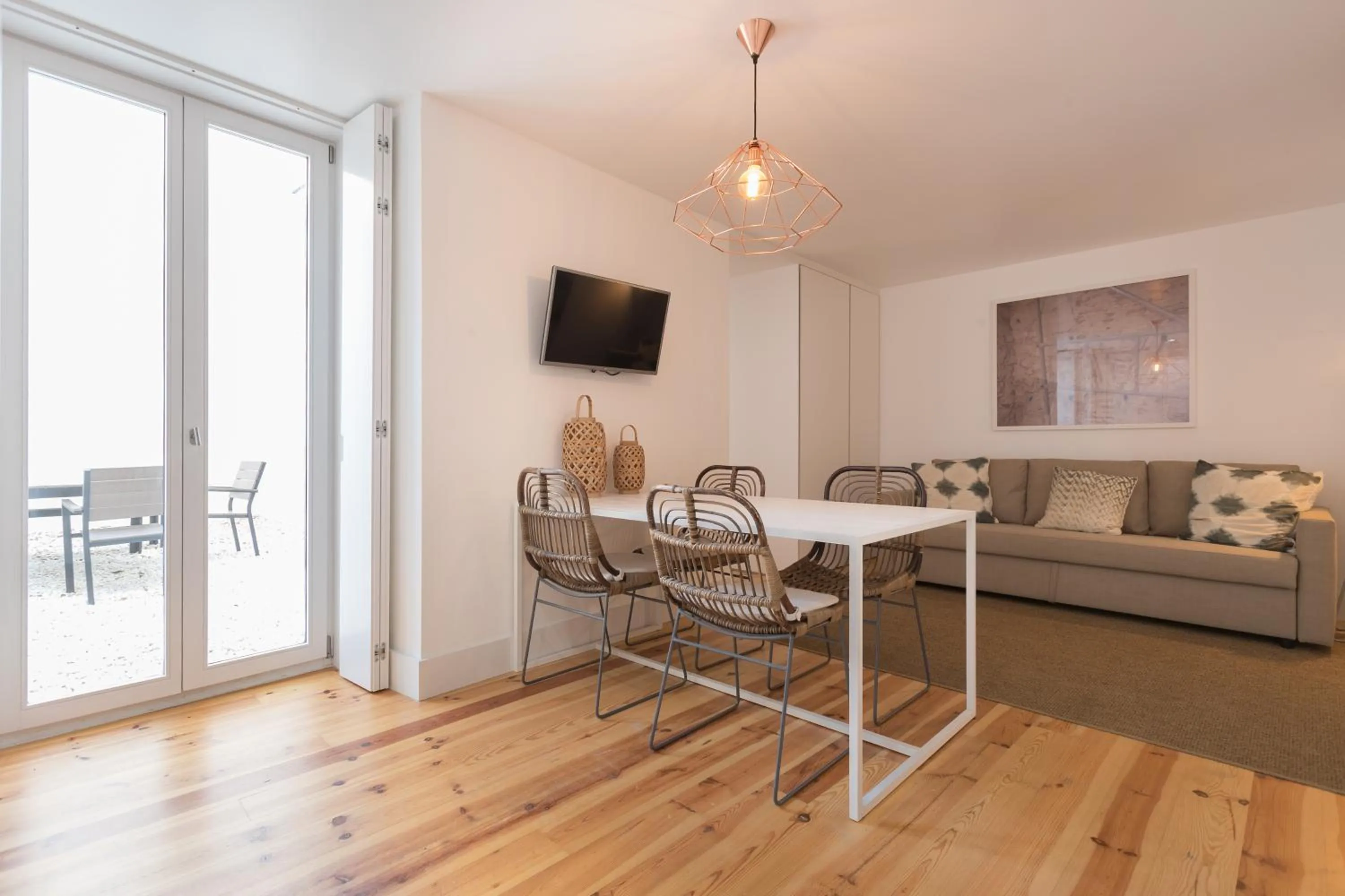 Living room in Chiado Cozy Apartments - by LU Holidays