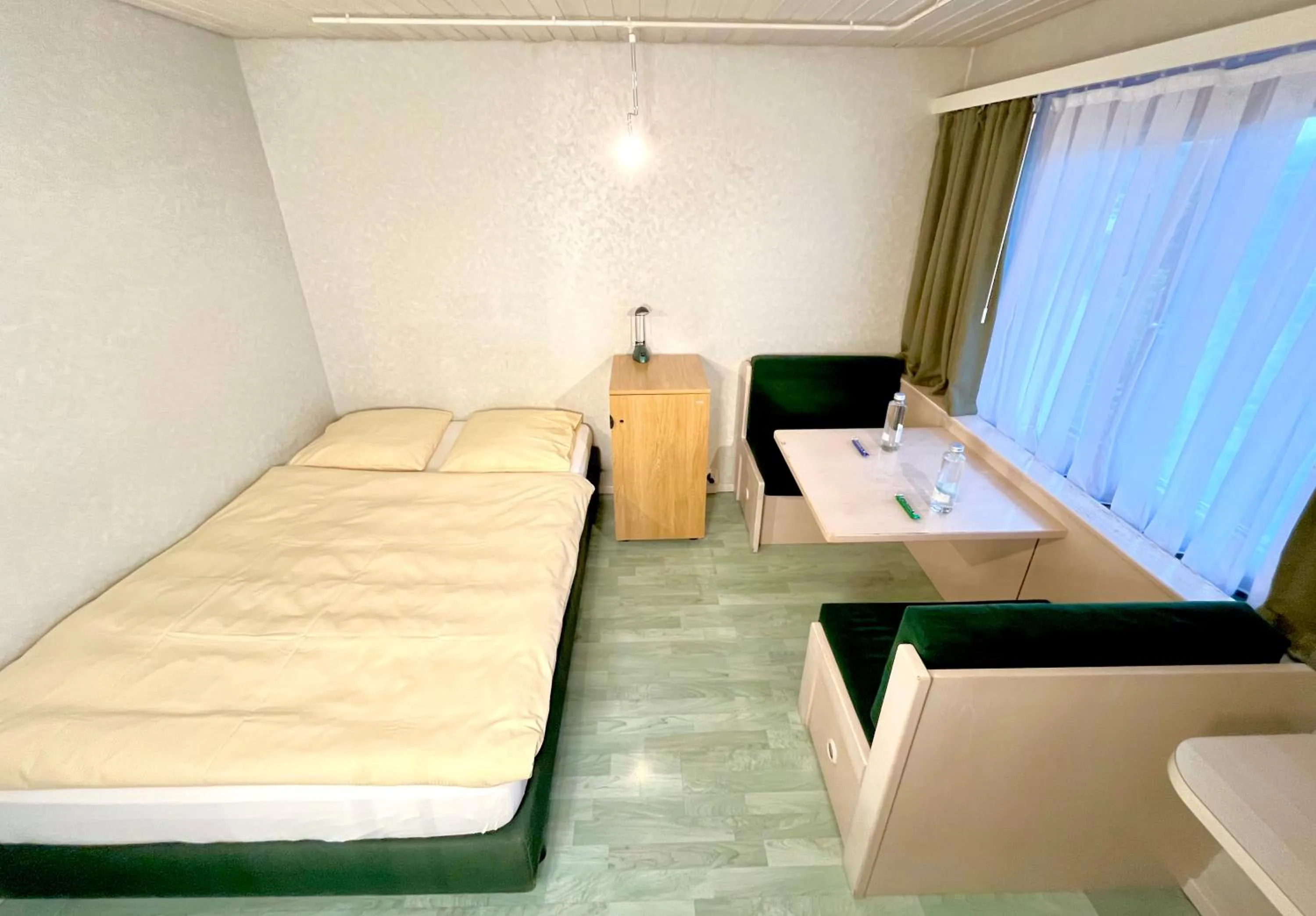 Bed in Seiler's Hotel