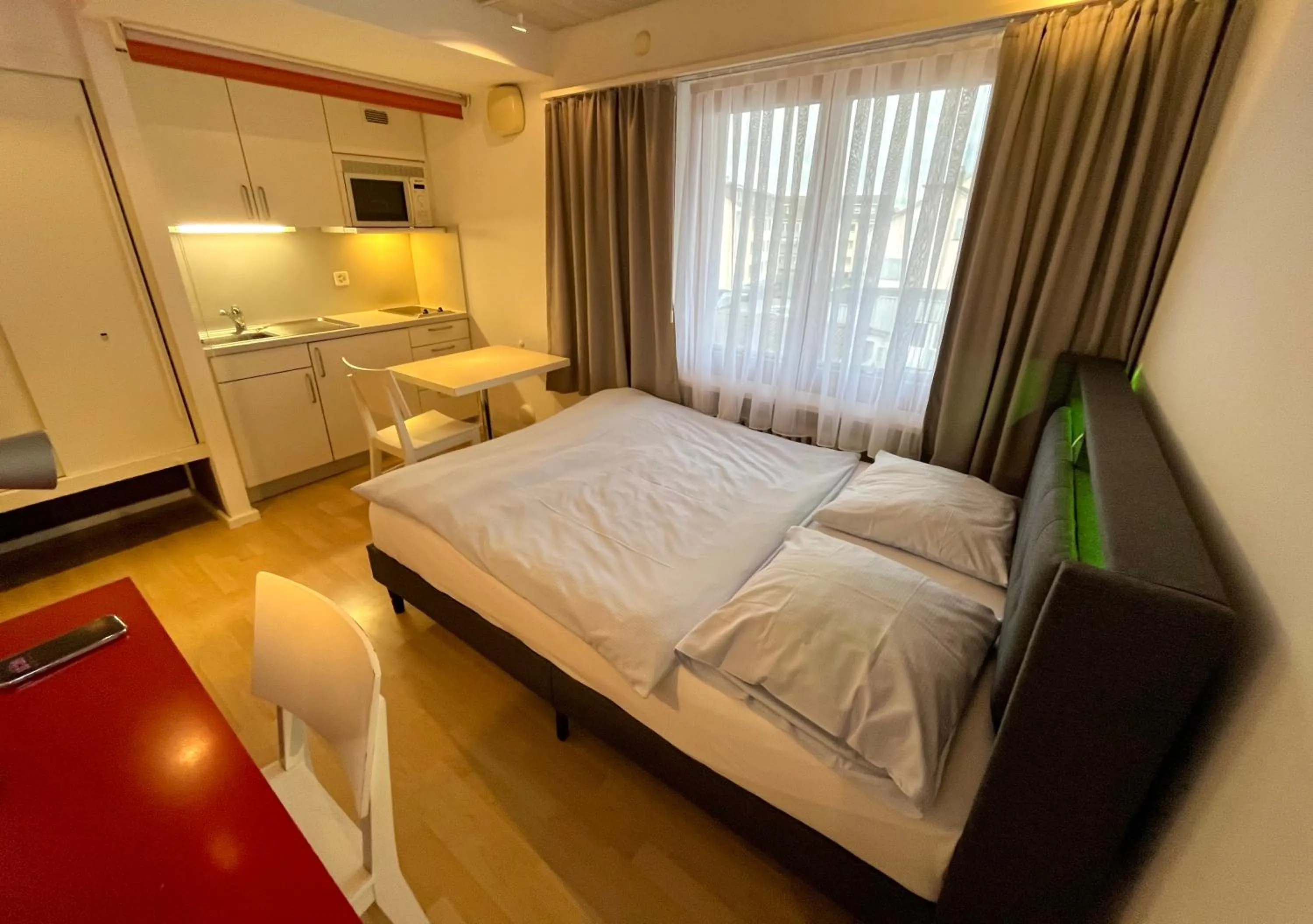 TV and multimedia, Bed in Seiler's Hotel