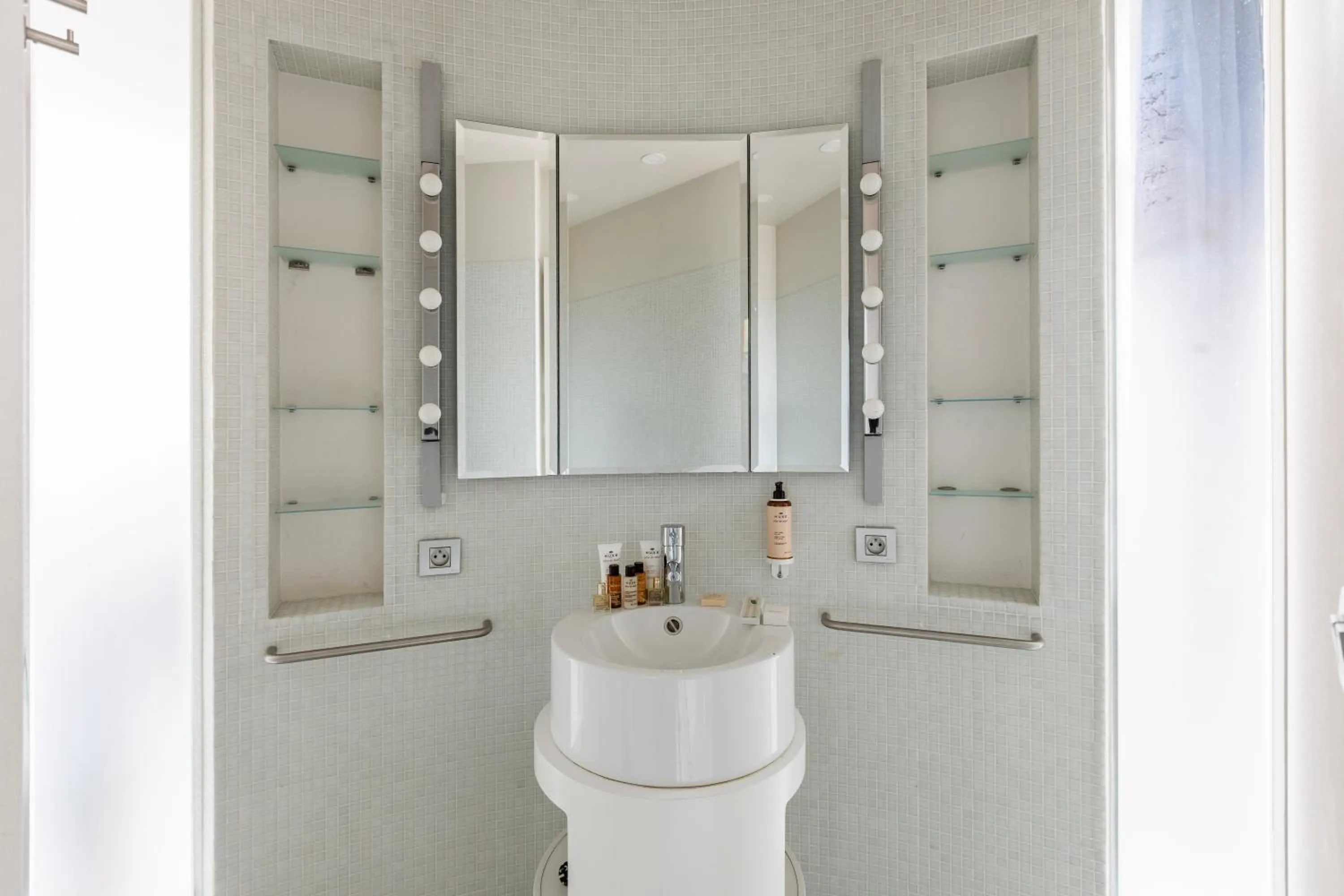 Toilet in Sweett - Regence