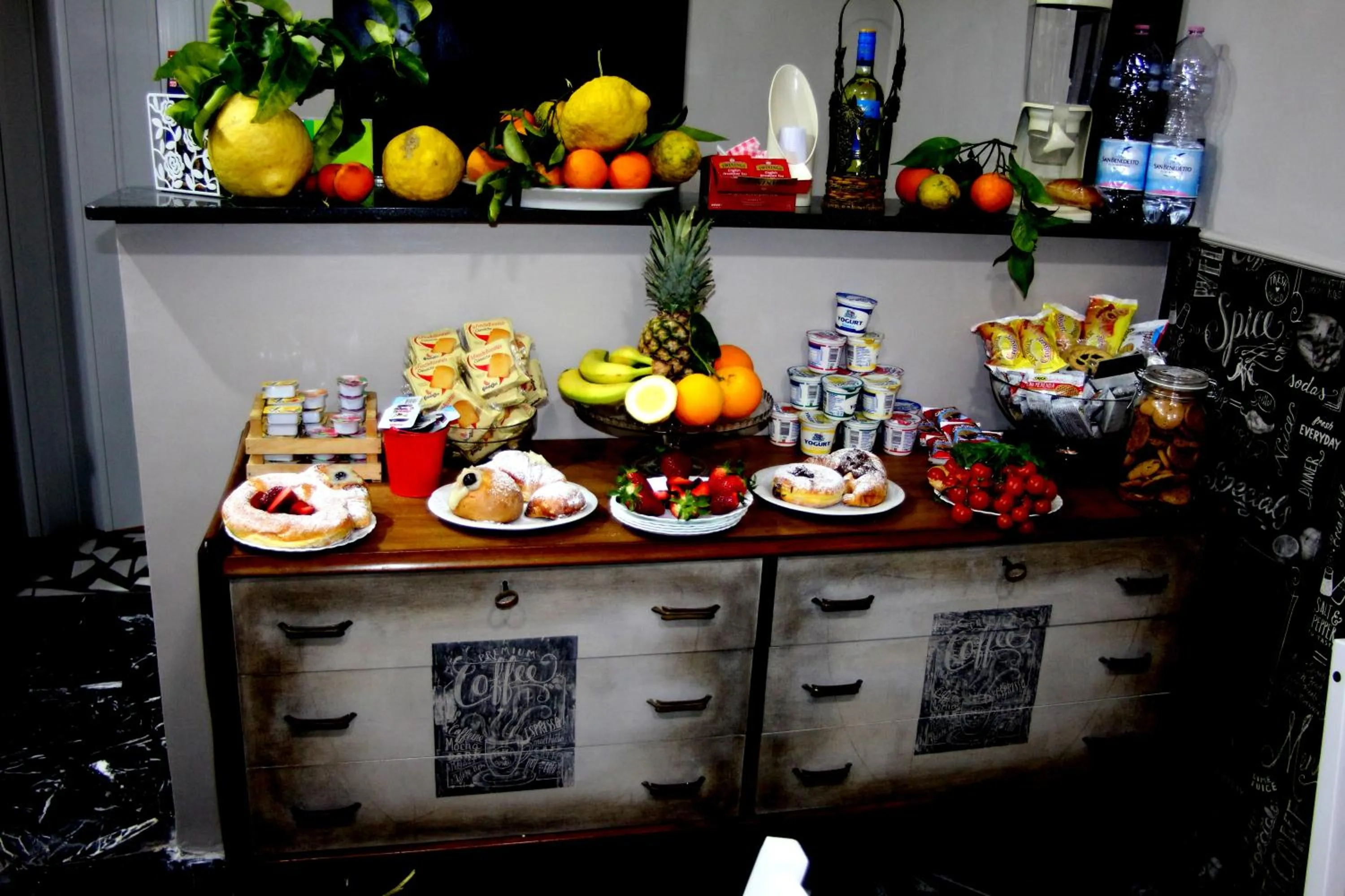 Food and drinks in B&B Dolcevita