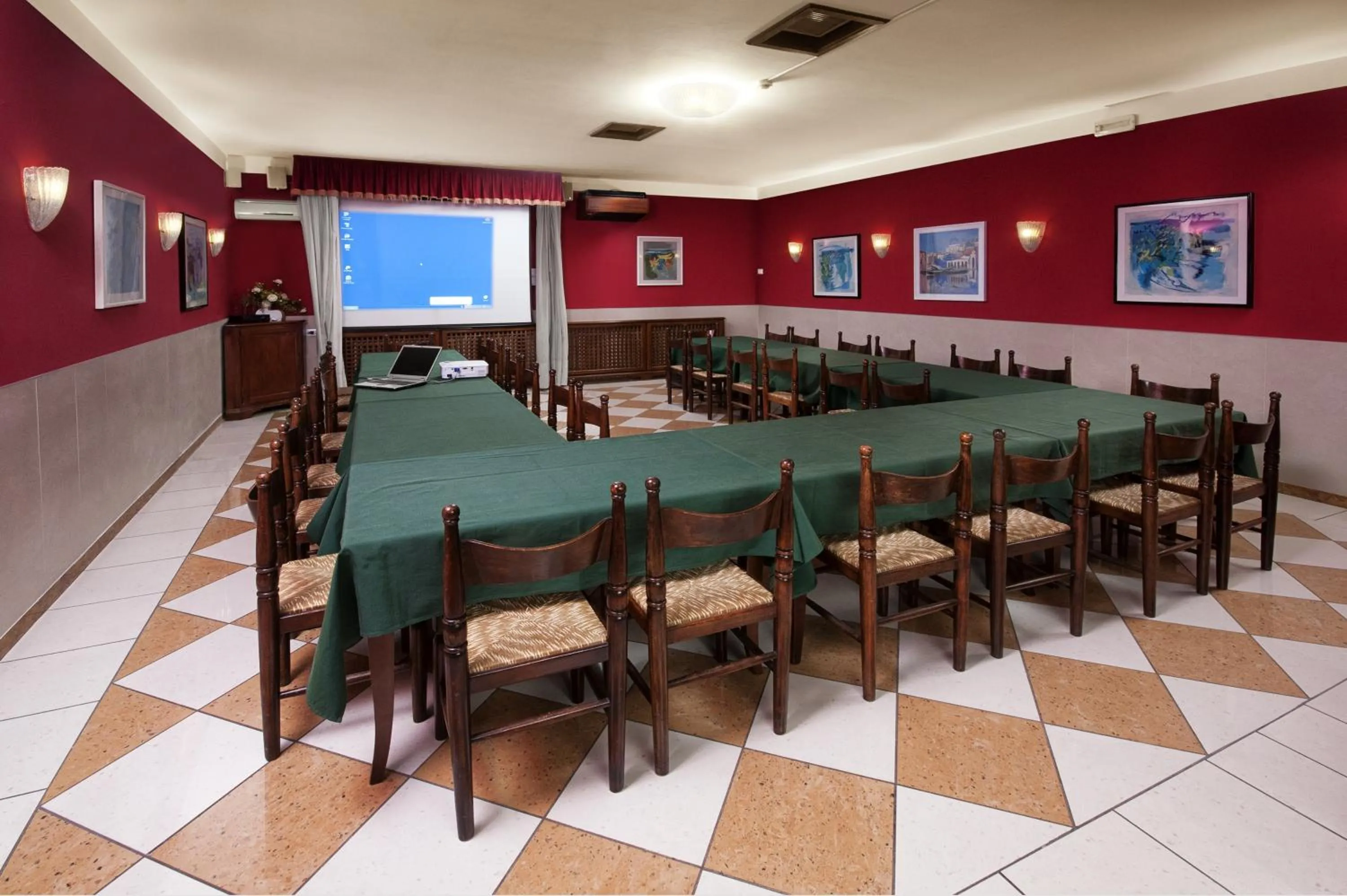 Business facilities in Hotel Ristorante Alla Botte