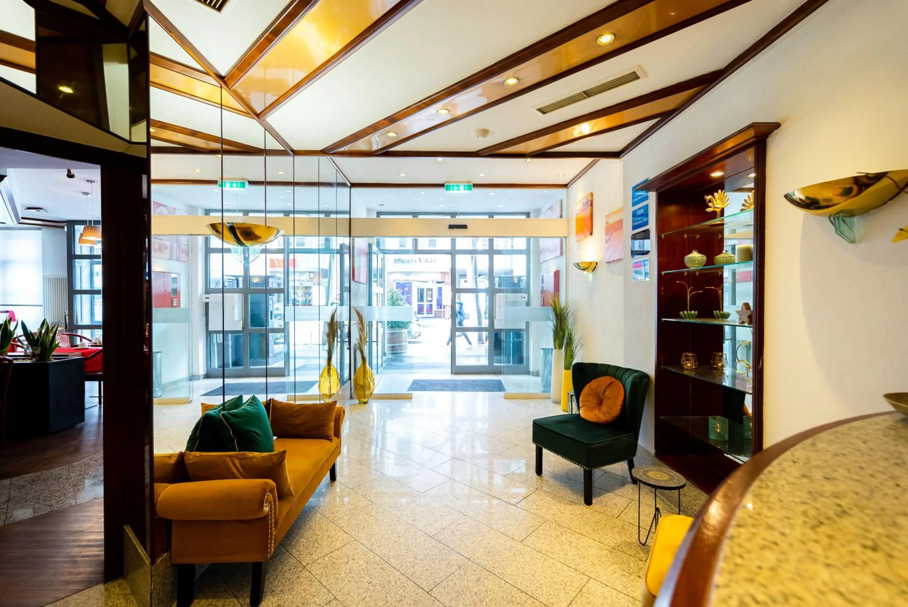 Lobby or reception in CityHotel Feuerbach